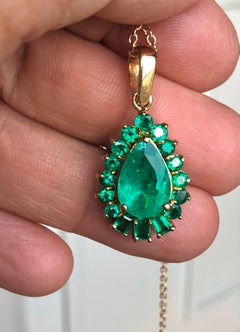 5.20 Carat Colombian Emerald Solitaire Drop Pendant Necklace 18K