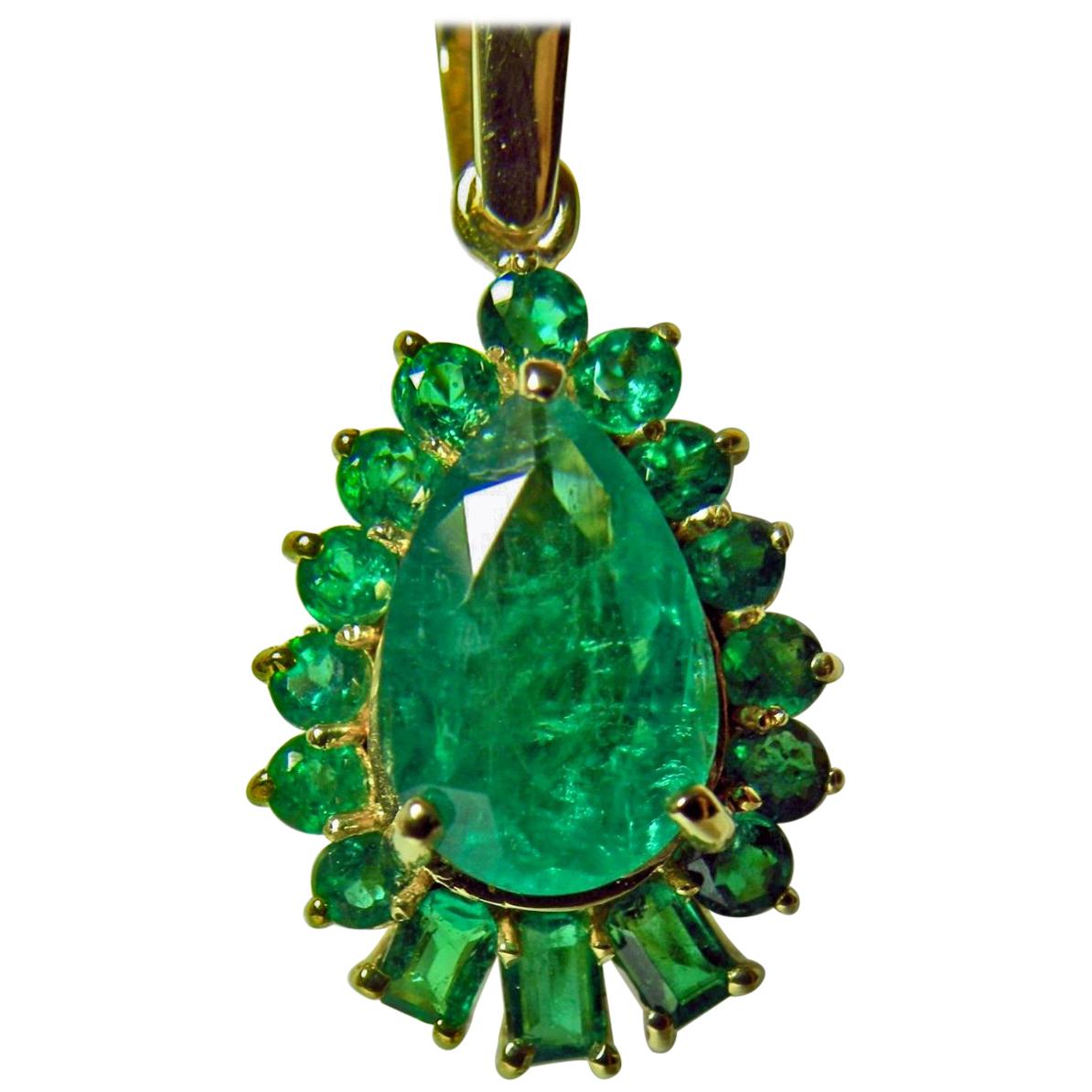 5.20 Carat Best Color Colombian Emerald Solitaire Drop Pendant Necklace 18K 