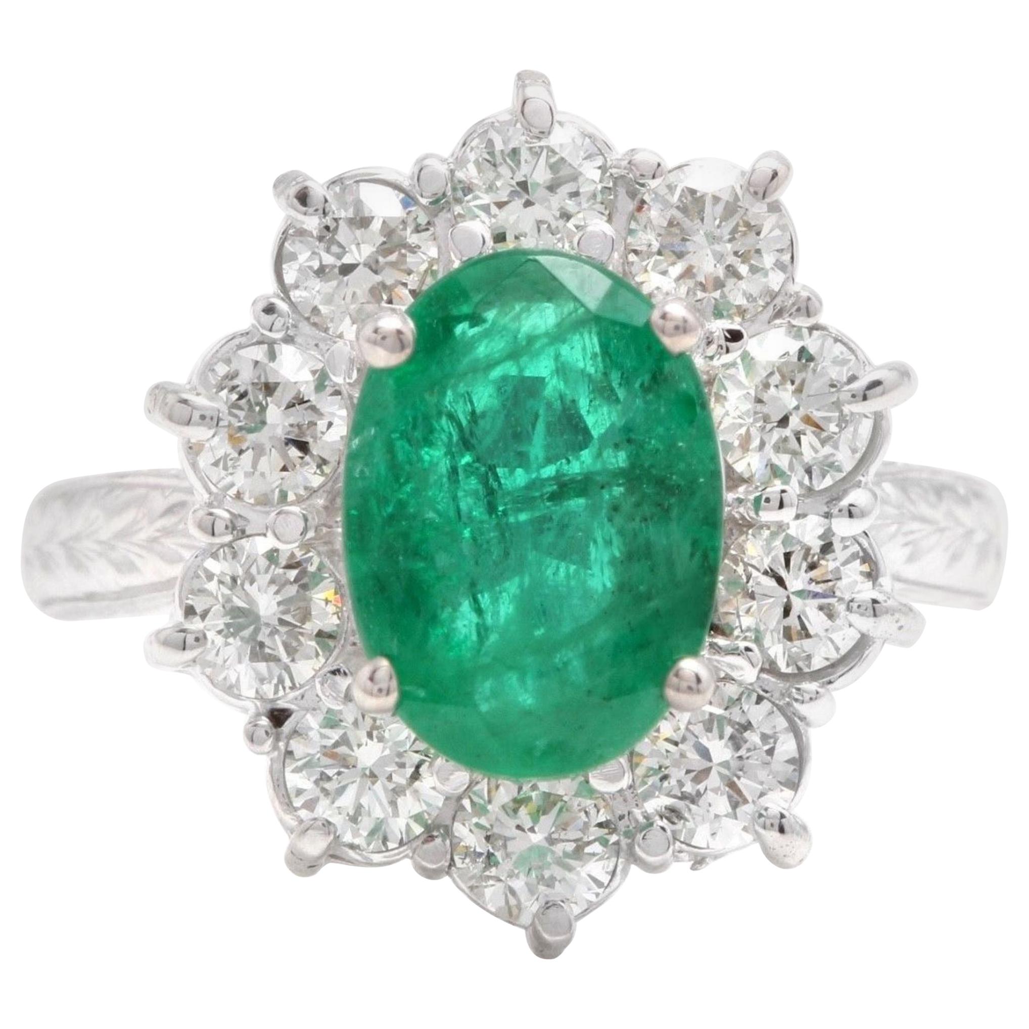 5.20 Carat Exquisite Emerald and Diamond 14 Karat Solid White Gold Ring For Sale