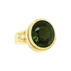 5.20 Carat Green Tourmaline Oval and Diamond Hand-Engraved Ring in Yellow Gold