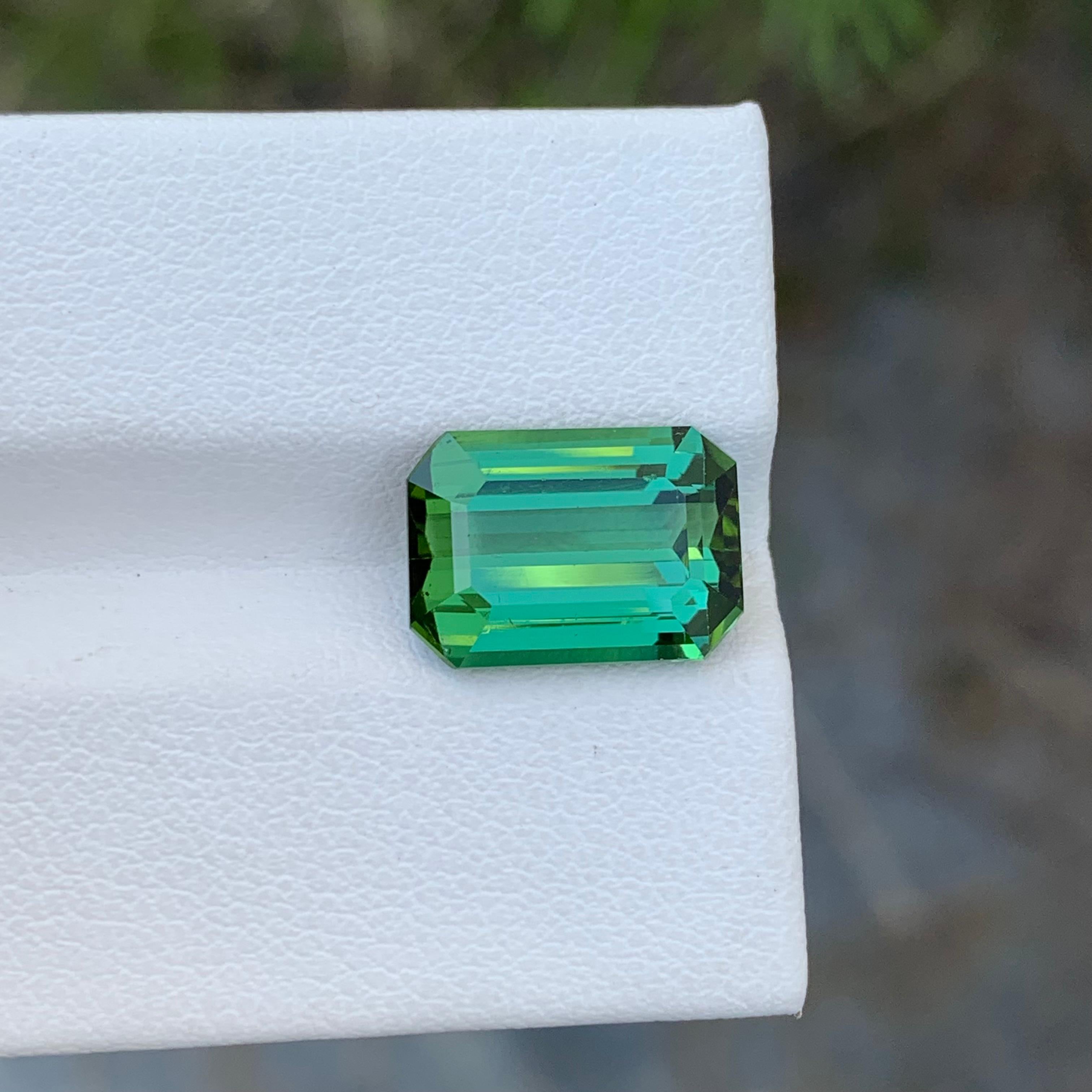 Arts and Crafts 5.20 Carat Natural Loose Bright Green Tourmaline Emerald Shape For Sale