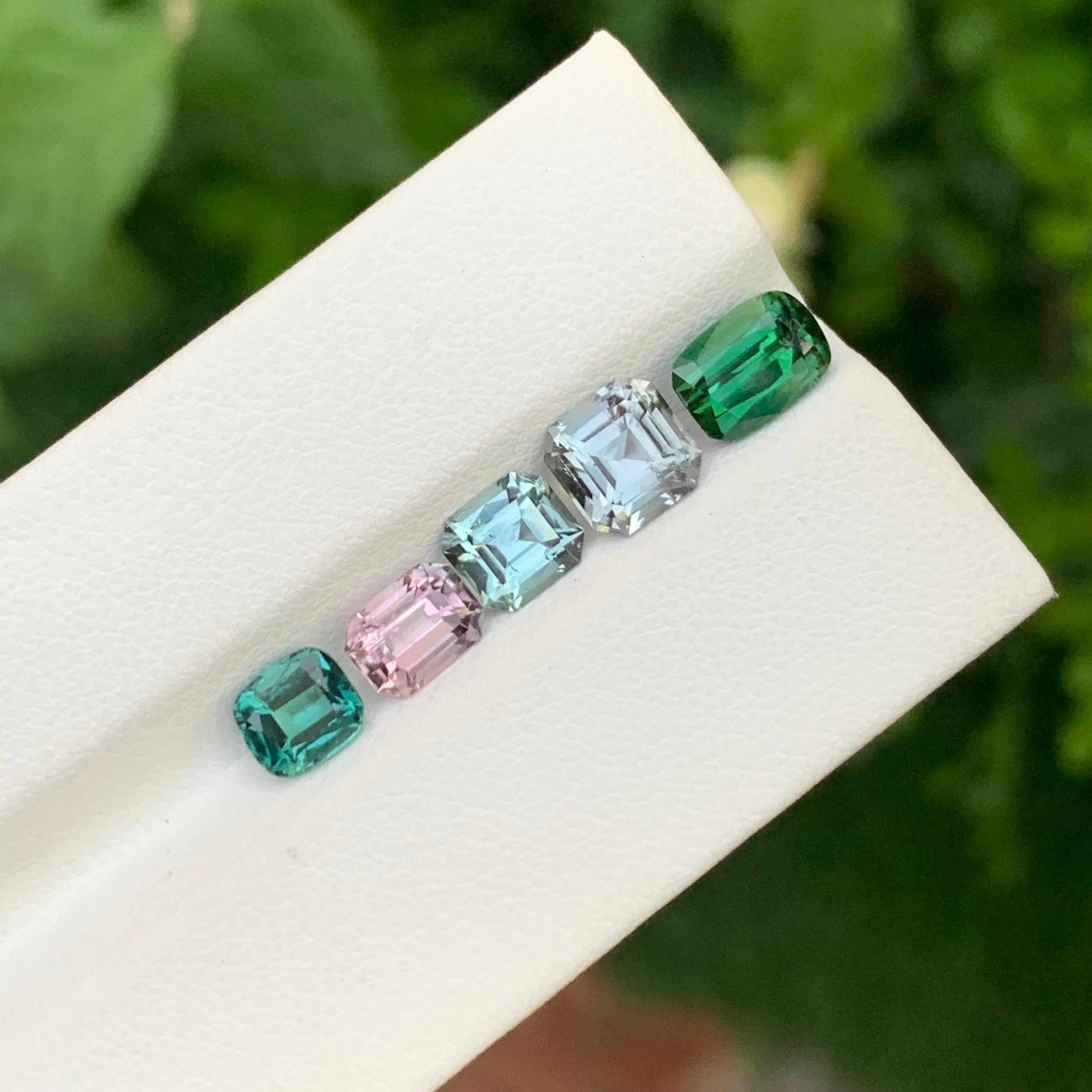 Tourmaline naturelle non sertie de 5.20 carats, pierre précieuse pour bijoux en vente 5