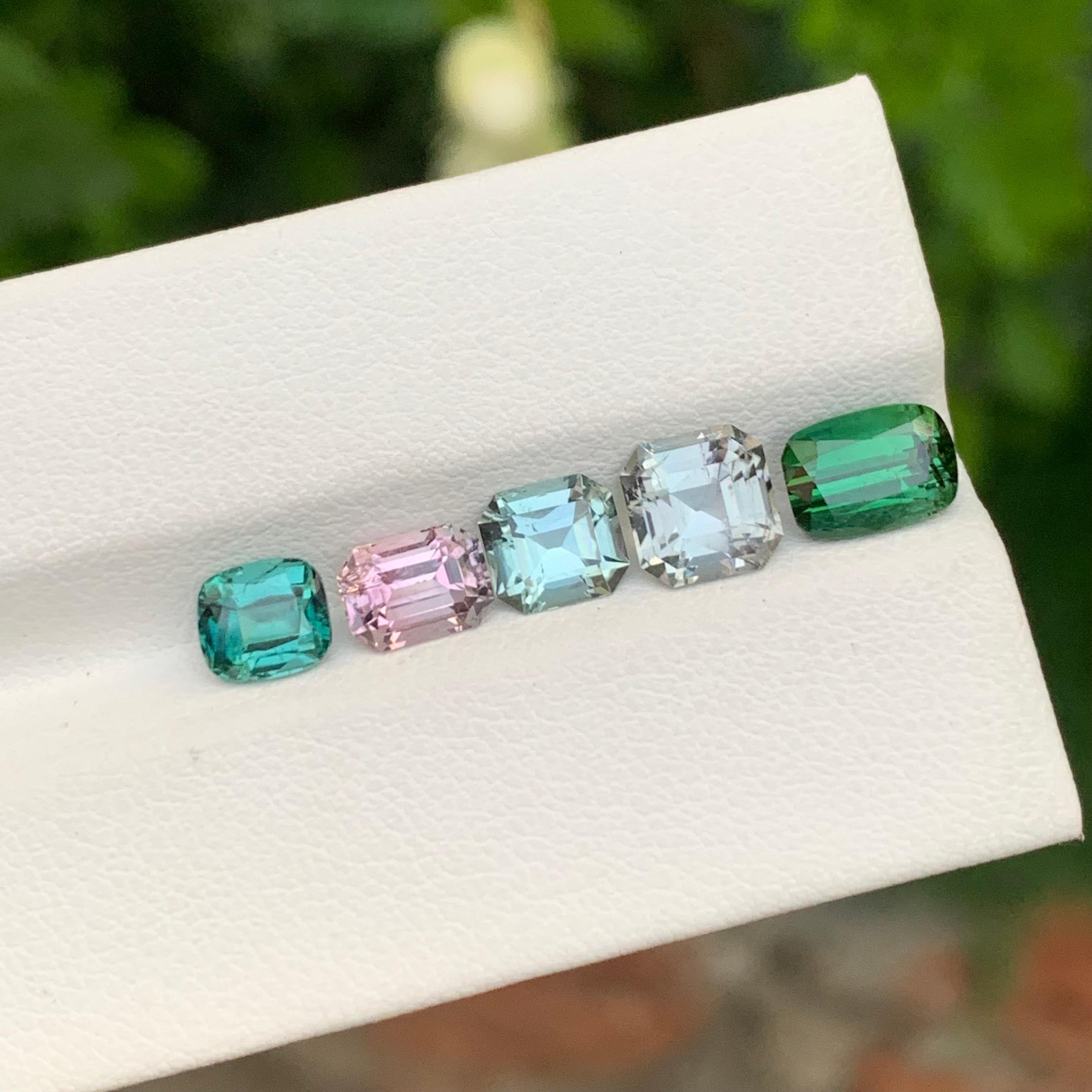 Tourmaline naturelle non sertie de 5.20 carats, pierre précieuse pour bijoux en vente 2