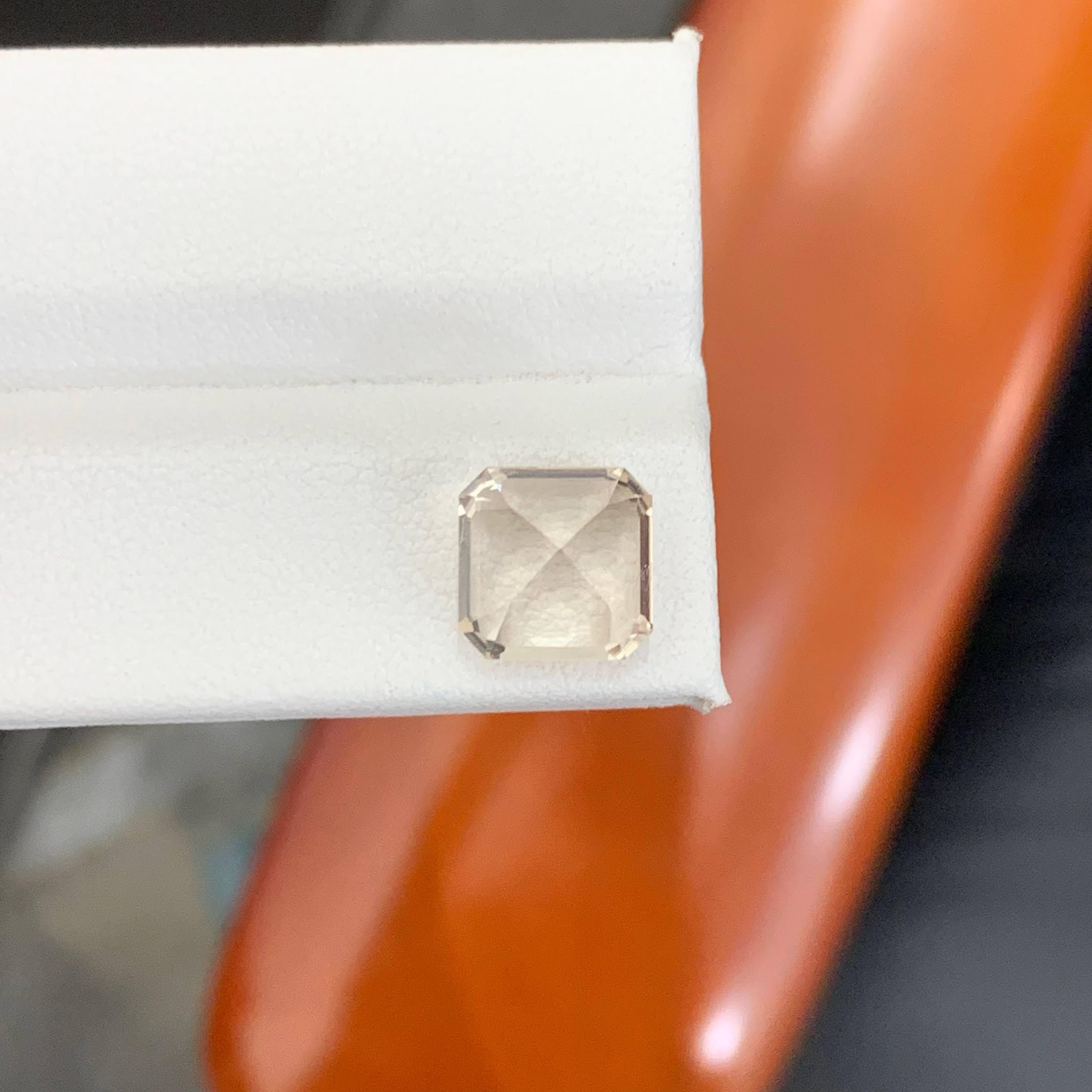 5.20 Carat Natural Loose Quality Topaz Stone Asscher Cut Pakistani Gemstone en vente 4