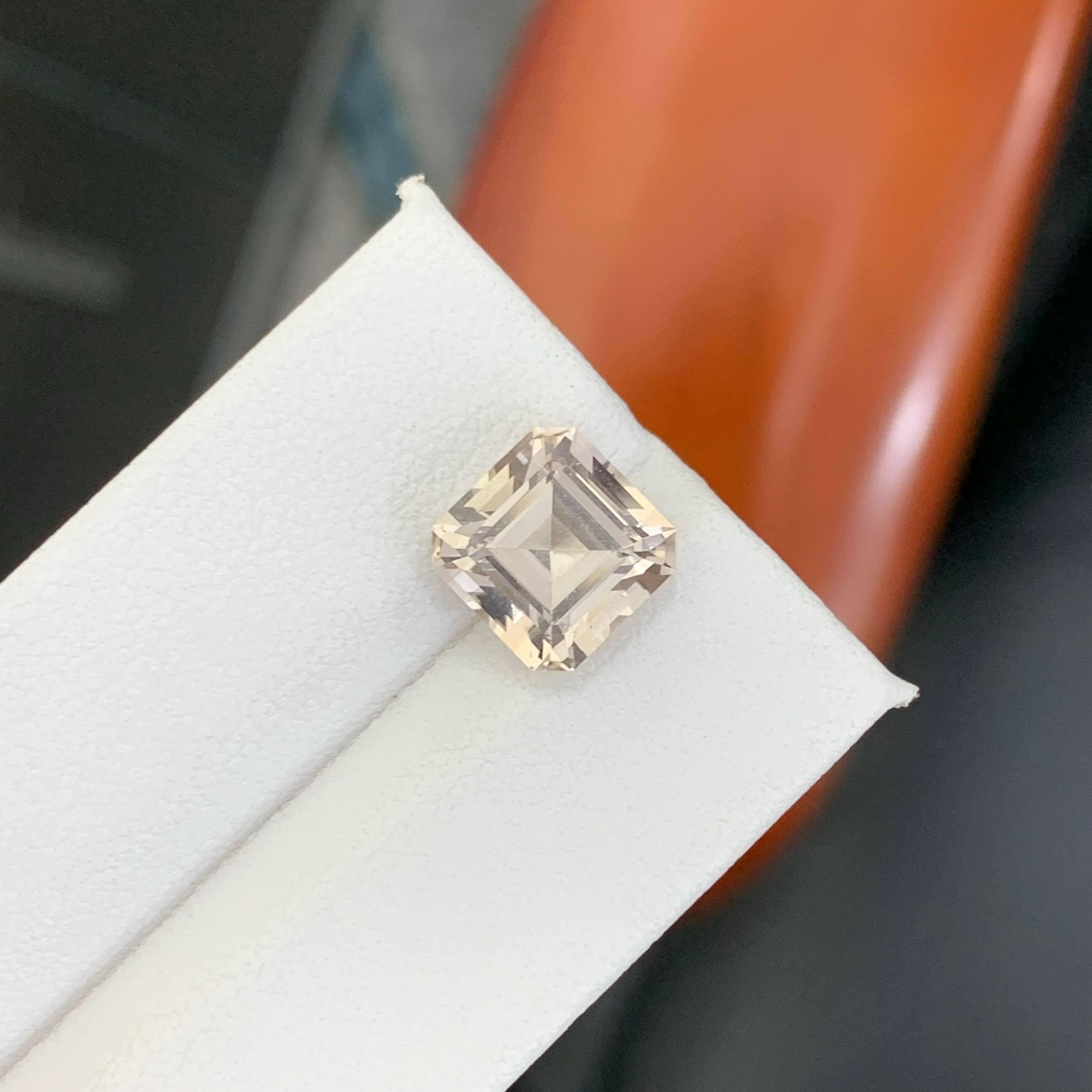 5.20 Carat Natural Loose Quality Topaz Stone Asscher Cut Pakistani Gemstone en vente 1