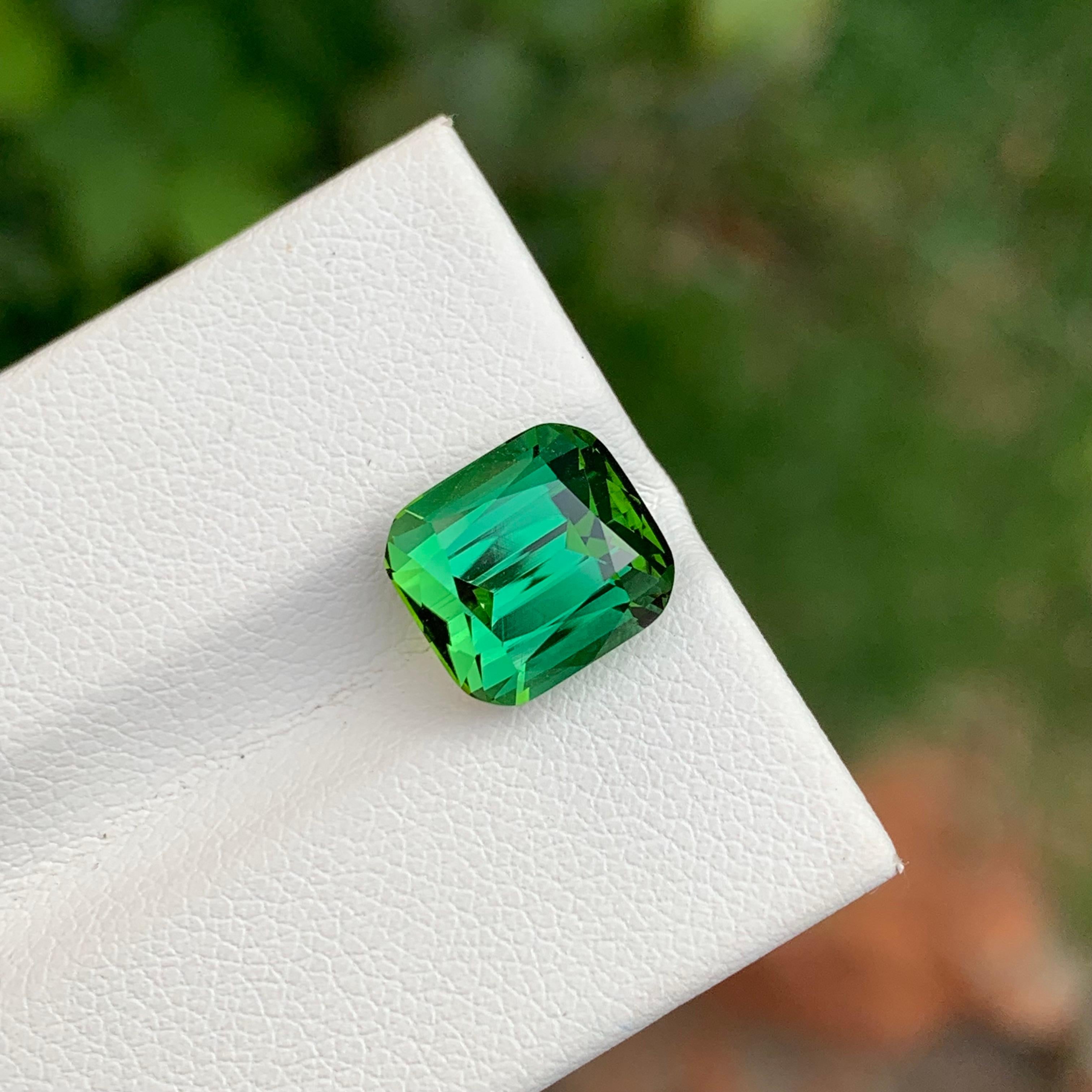 da uomo o donna 5,20 Carati Nature sciolti Splendid Lavish Green Tourmaline Cushion Shape Gemstone in vendita