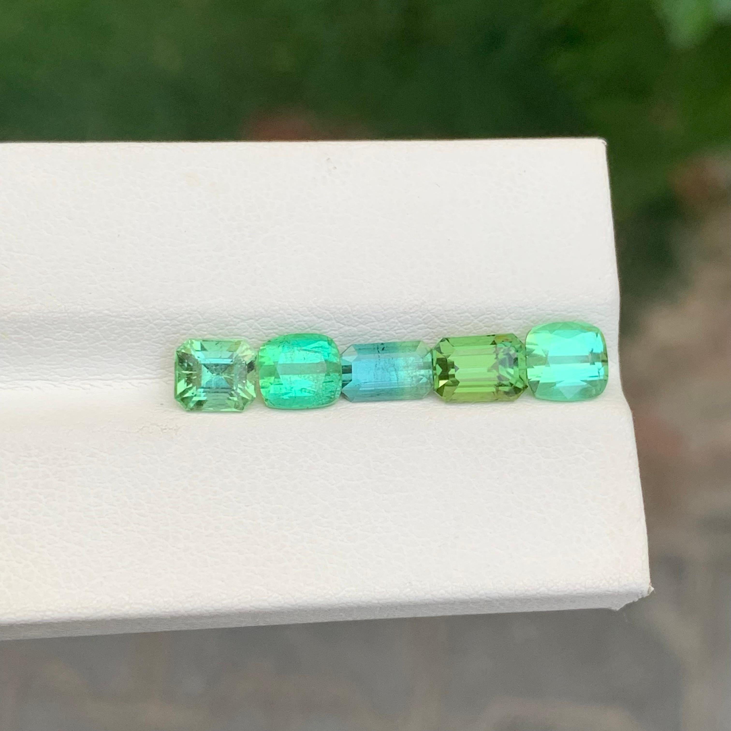 Lote de turmalina suelta natural de 5,20 quilates procedente de Afganistán en Nuevo estado para la venta en Peshawar, PK