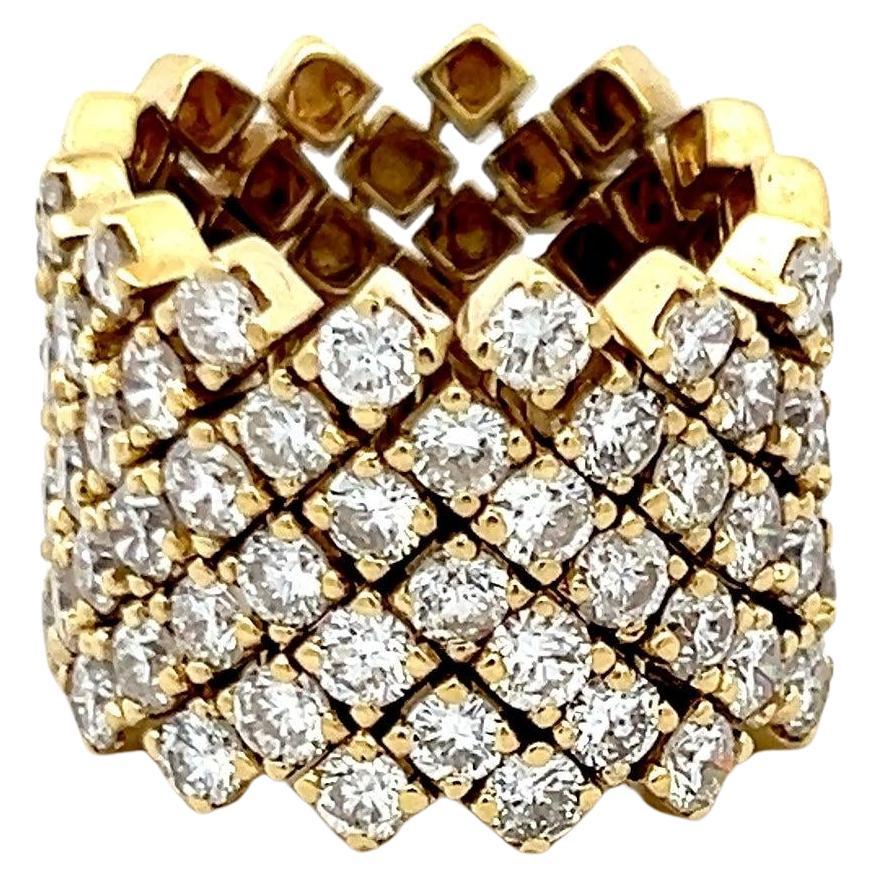 5.20 Carat Round Brilliant Diamond 18 Karat Yellow Gold Cocktail Ring