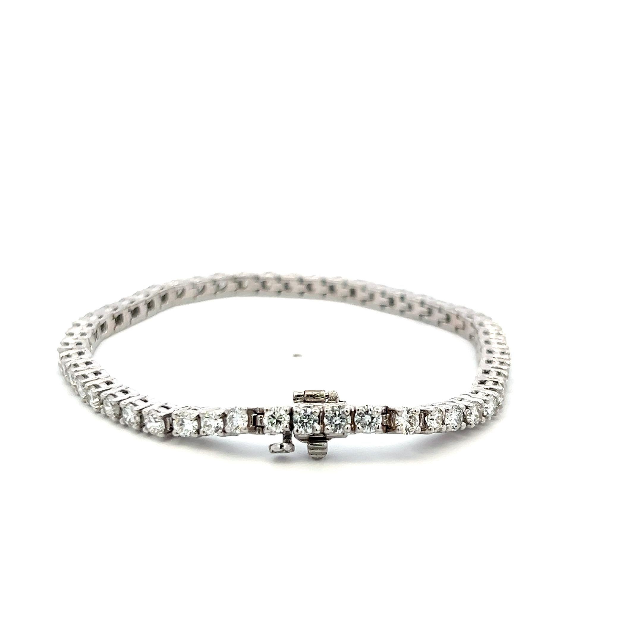 5,20 Karat Runder Brillant G VS Diamant 18 Karat Weißgold Tennisarmband (Brillantschliff) im Angebot