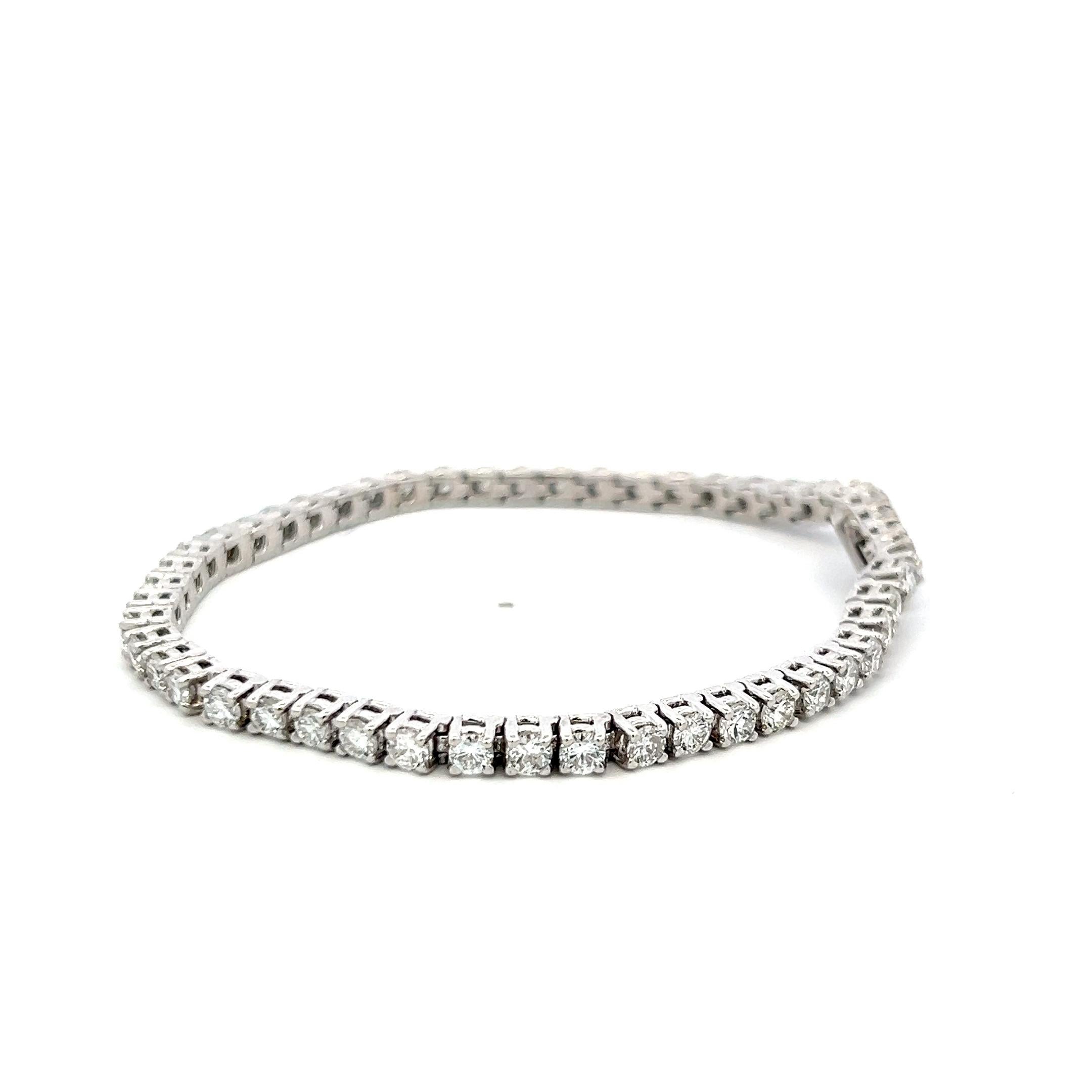 5,20 Karat Runder Brillant G VS Diamant 18 Karat Weißgold Tennisarmband im Zustand „Neu“ im Angebot in New York, NY