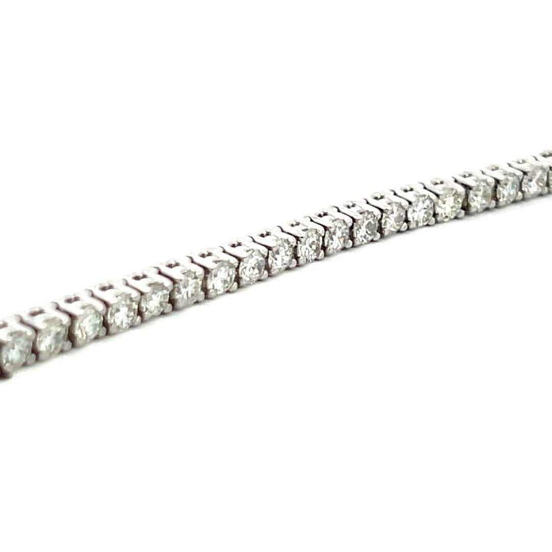 5,20 Karat Runder Brillant G VS Diamant 18 Karat Weißgold Tennisarmband im Angebot 2