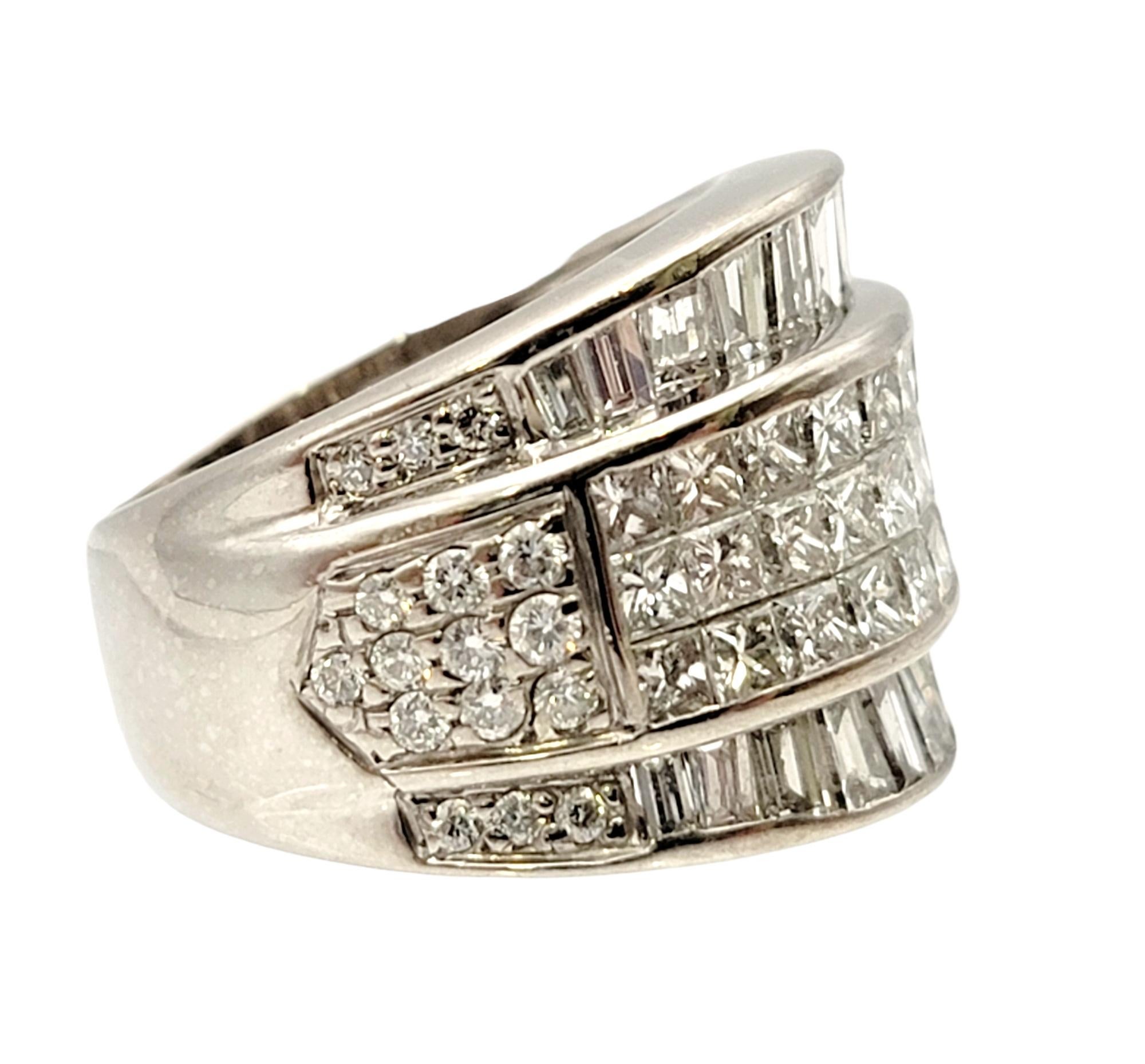 Contemporary 5.20 Carat Total Square, Baguette and Round Multi-Row Diamond Ring 14 Karat Gold For Sale