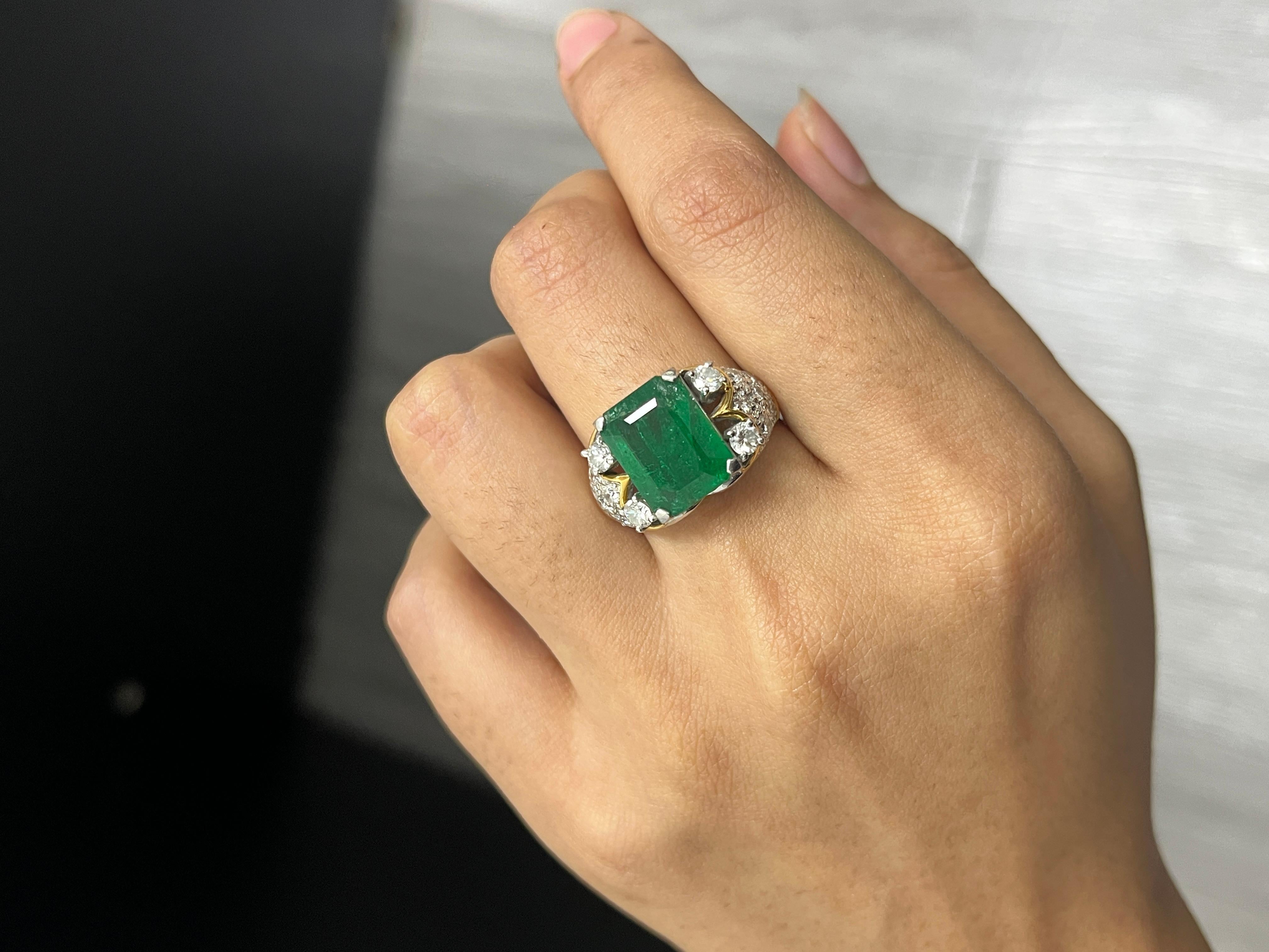 Victorian 5.20 Carat Zambian Emerald & Diamond Antique-style Ring in Platinum 900 For Sale