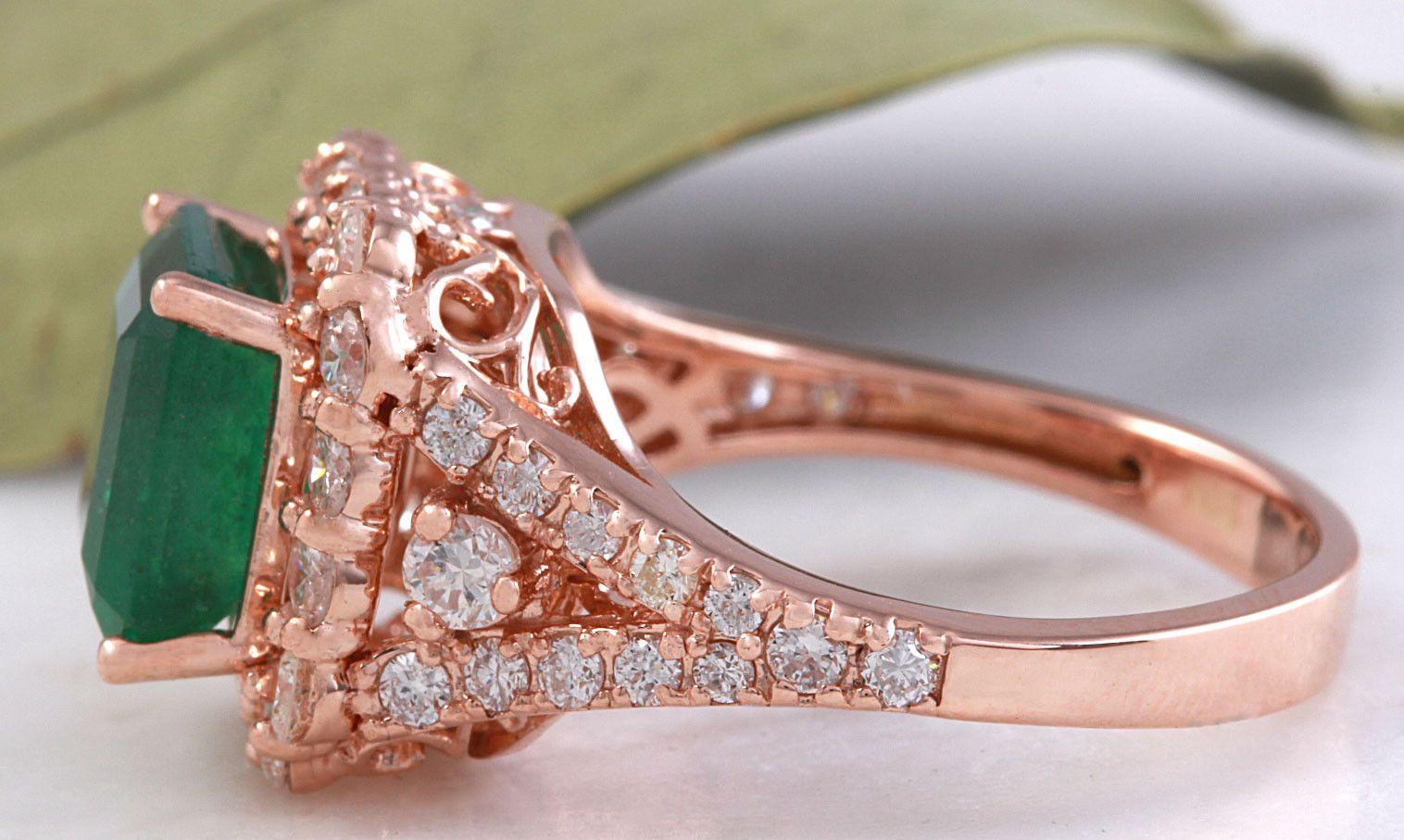 Ring aus 14 Karat massivem Roségold mit 5,20 Karat natürlichem Smaragd und Diamant (Smaragdschliff) im Angebot