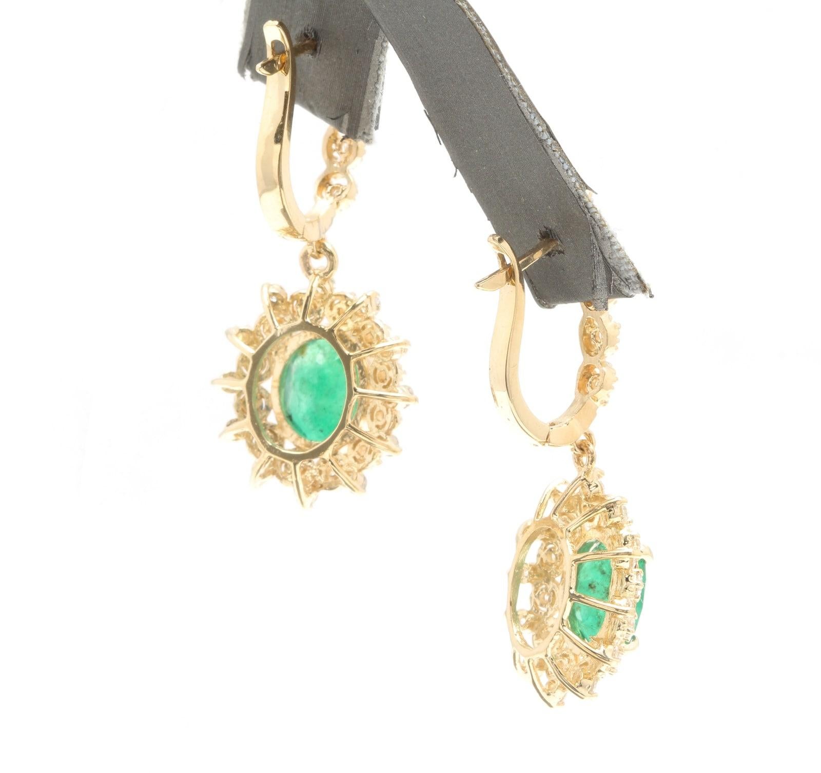 5.20 Carats Natural Emerald and Diamond 14K Solid Yellow Gold Earrings In New Condition For Sale In Los Angeles, CA