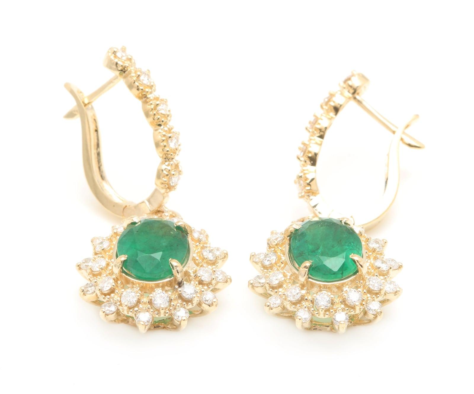 Women's 5.20 Carats Natural Emerald and Diamond 14K Solid Yellow Gold Earrings For Sale