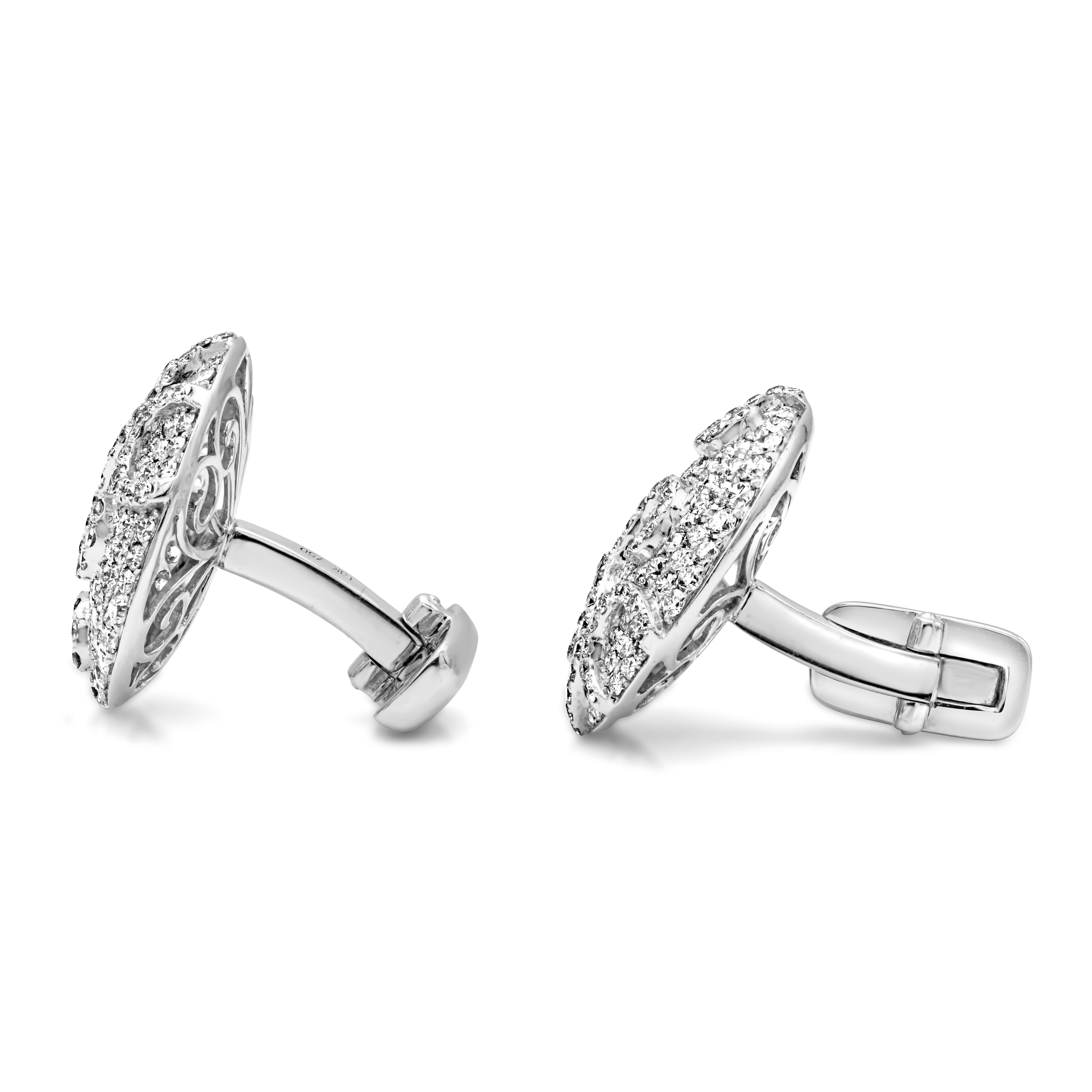 Contemporary 5.20 Carats Total Brilliant Round Diamond 18k White Gold Cufflinks For Sale