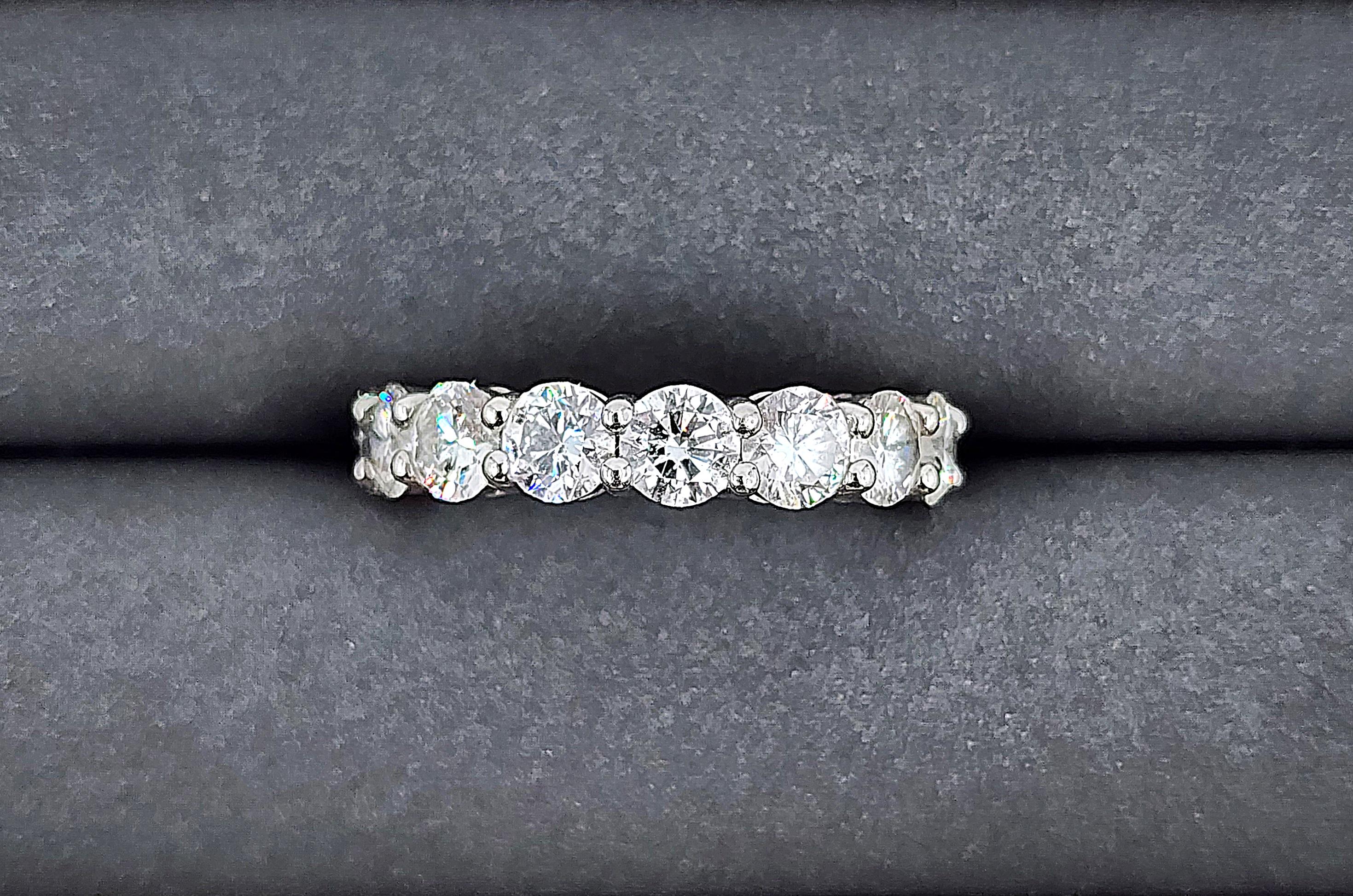 Anillo de Eternidad de Diamantes de 5,21 quilates