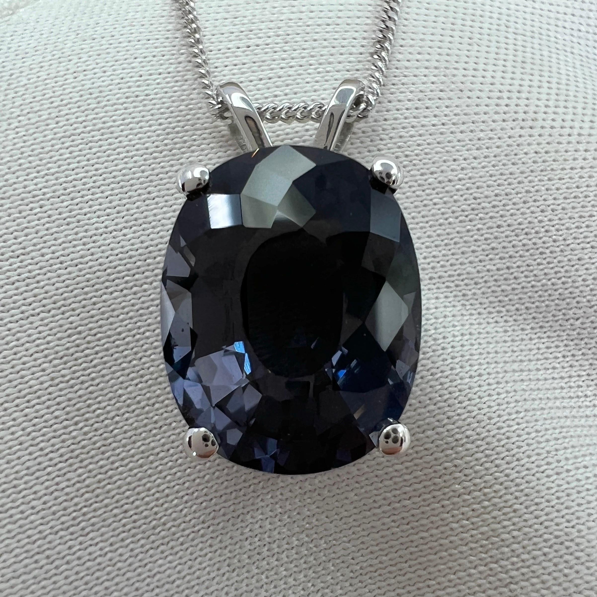 Pendentif solitaire ovale fantaisie en or blanc 18 carats avec spinelle en titane gris violet et 5,21 carats en vente 2