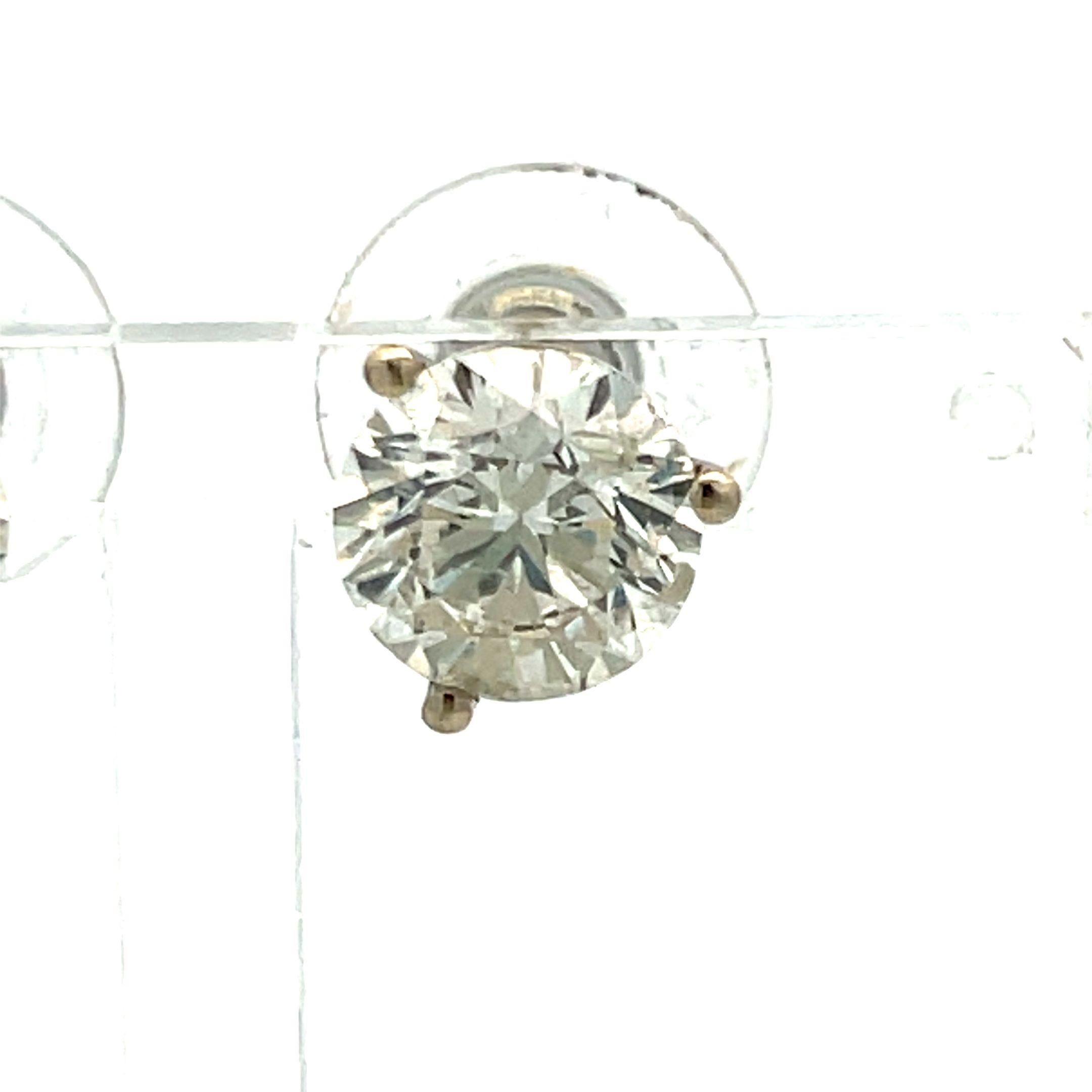 Taille ronde Clous d'oreilles en or blanc 14 carats avec diamants ronds brillants J-K I2 de 5,22 carats en vente