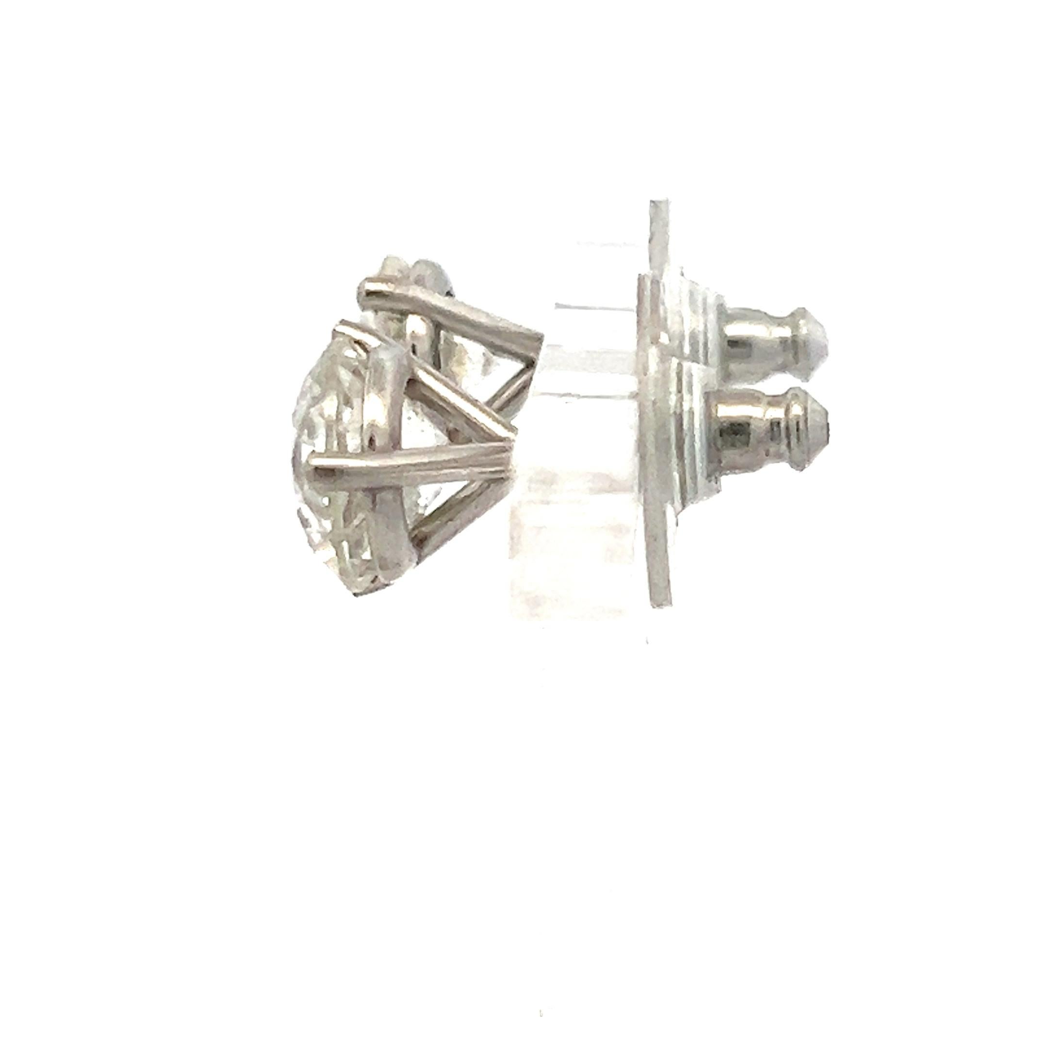 Clous d'oreilles en or blanc 14 carats avec diamants ronds brillants J-K I2 de 5,22 carats Pour femmes en vente