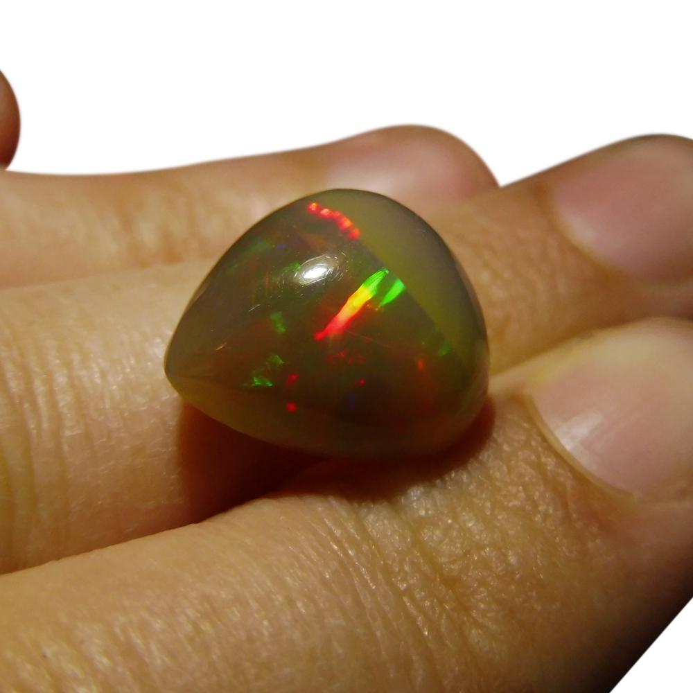 5.22 ct Cabochon Opal In New Condition For Sale In Toronto, Ontario