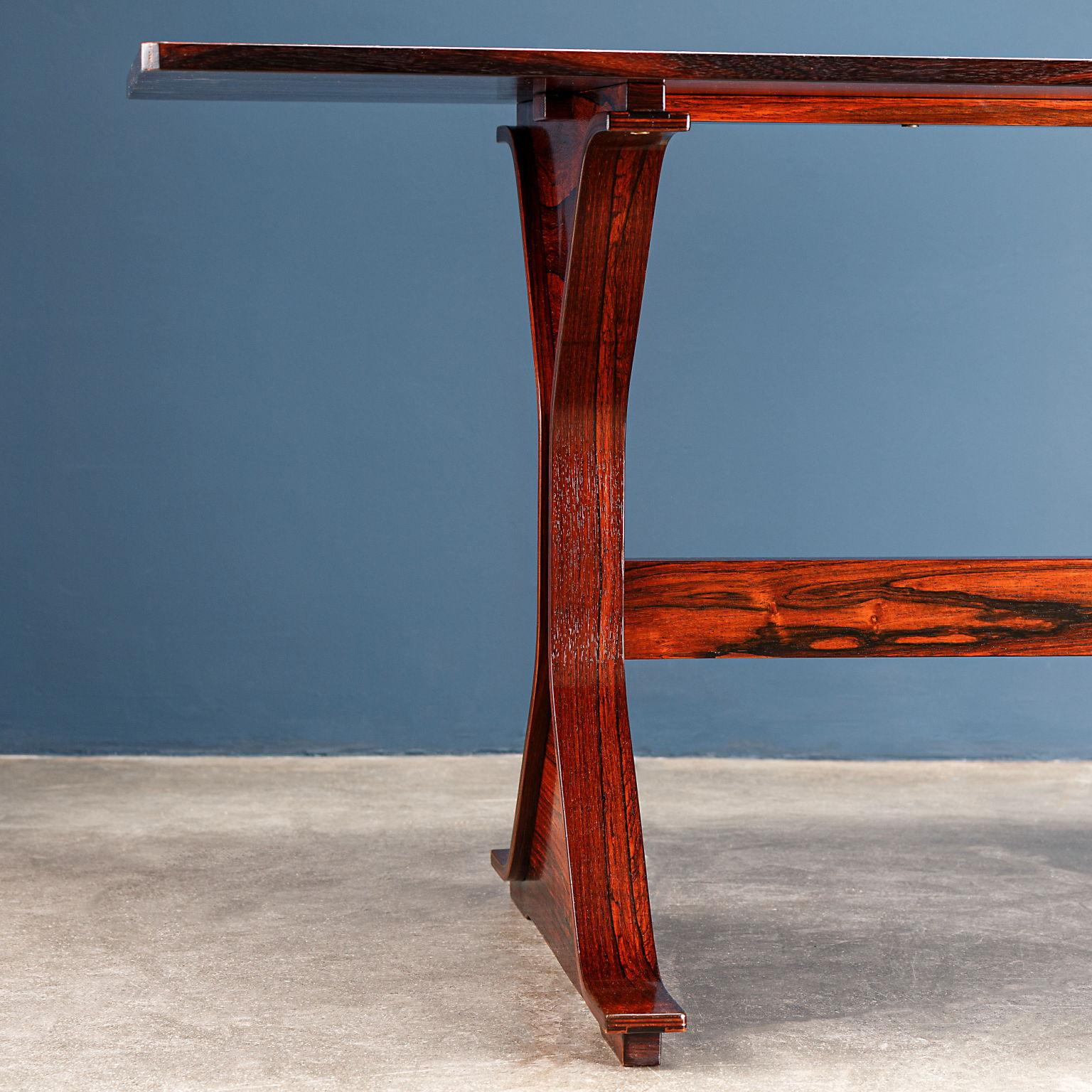 Veneer '522' table by Gianfranco Frattini for Bernini, 1960s