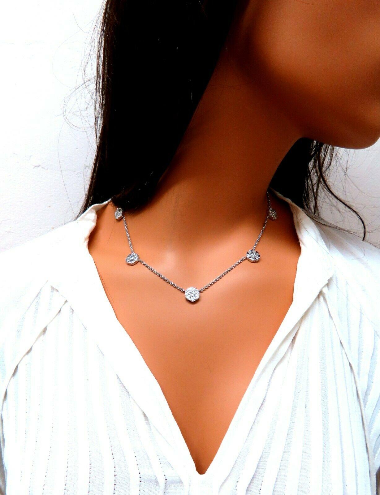 5,22 carati di diamanti naturali '5' Collana a grappolo 14 Karat Floretta in vendita 1