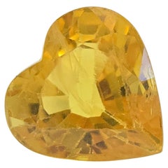 Zaffiro giallo a forma di cuore da 5,23 carati Nature