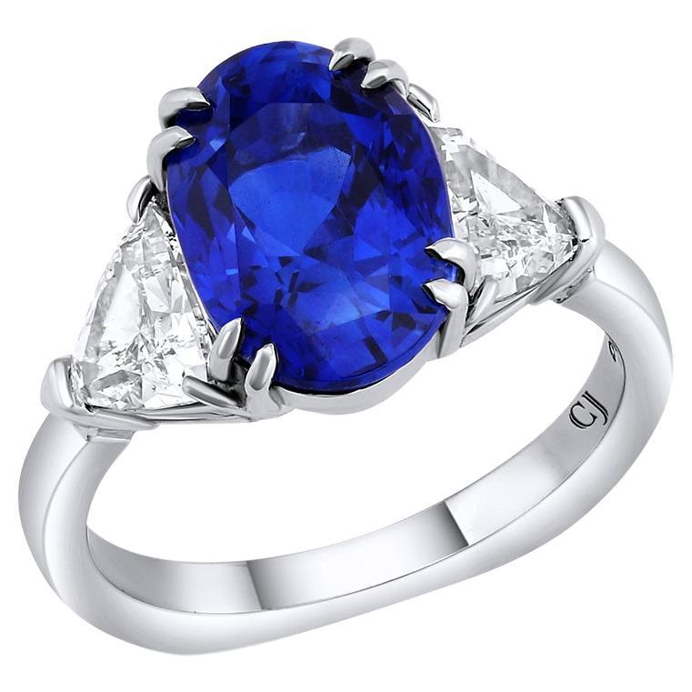 5.23 Carat Natural Unheated Madagascar Sapphire and Diamond Ring, AGL Report For Sale