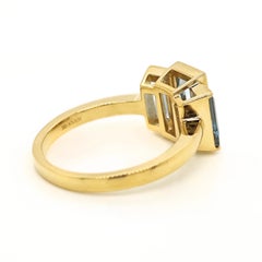 5.23 Carats Aquamarine Yellow Gold Ring