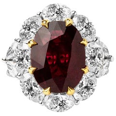5.23 Carats Natural Africa Ruby with 4.16 Ct
s Diamonds Solitaire Ring