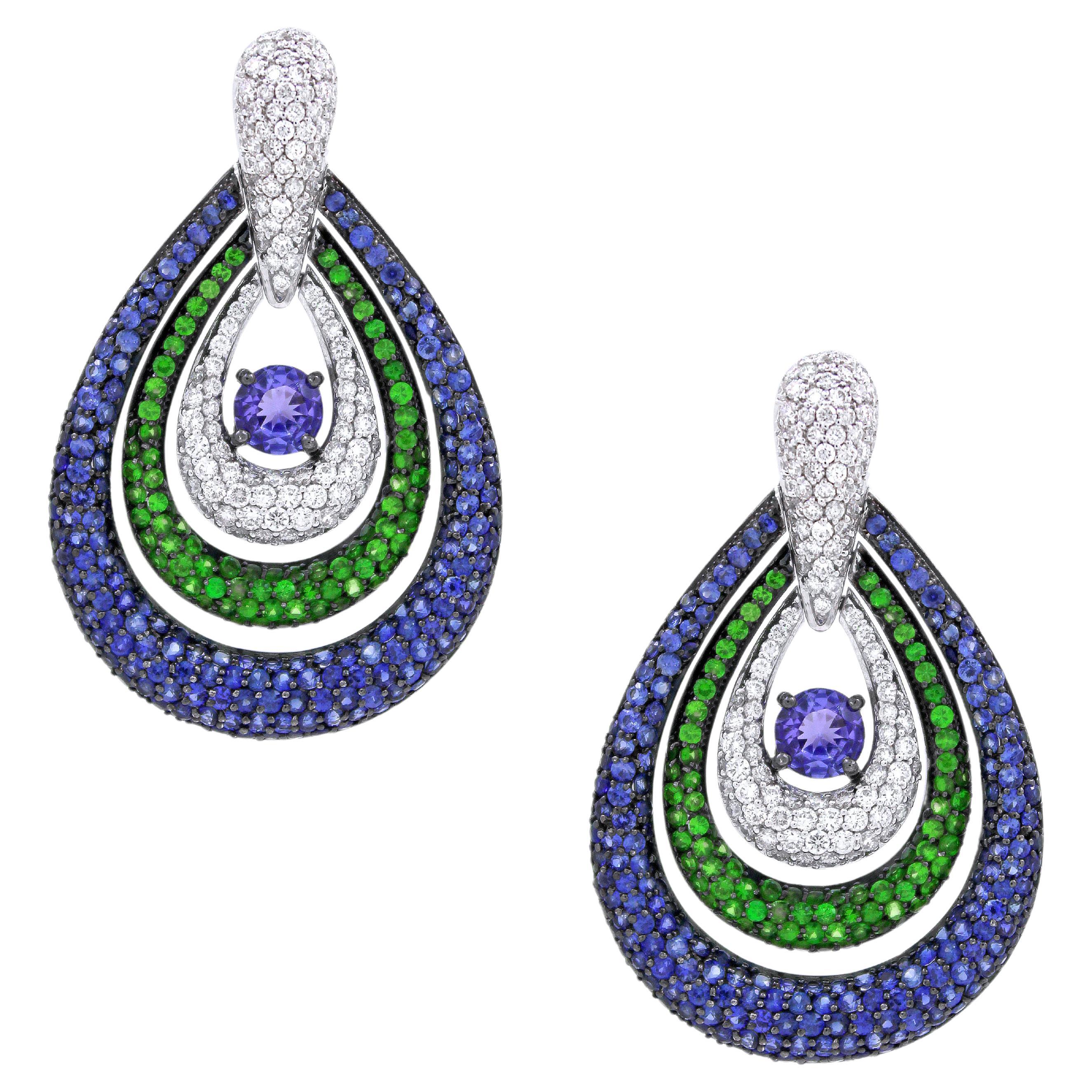 5.23 cts of Tsavorite and Blue sapphire Pear Drop Earrings For Sale