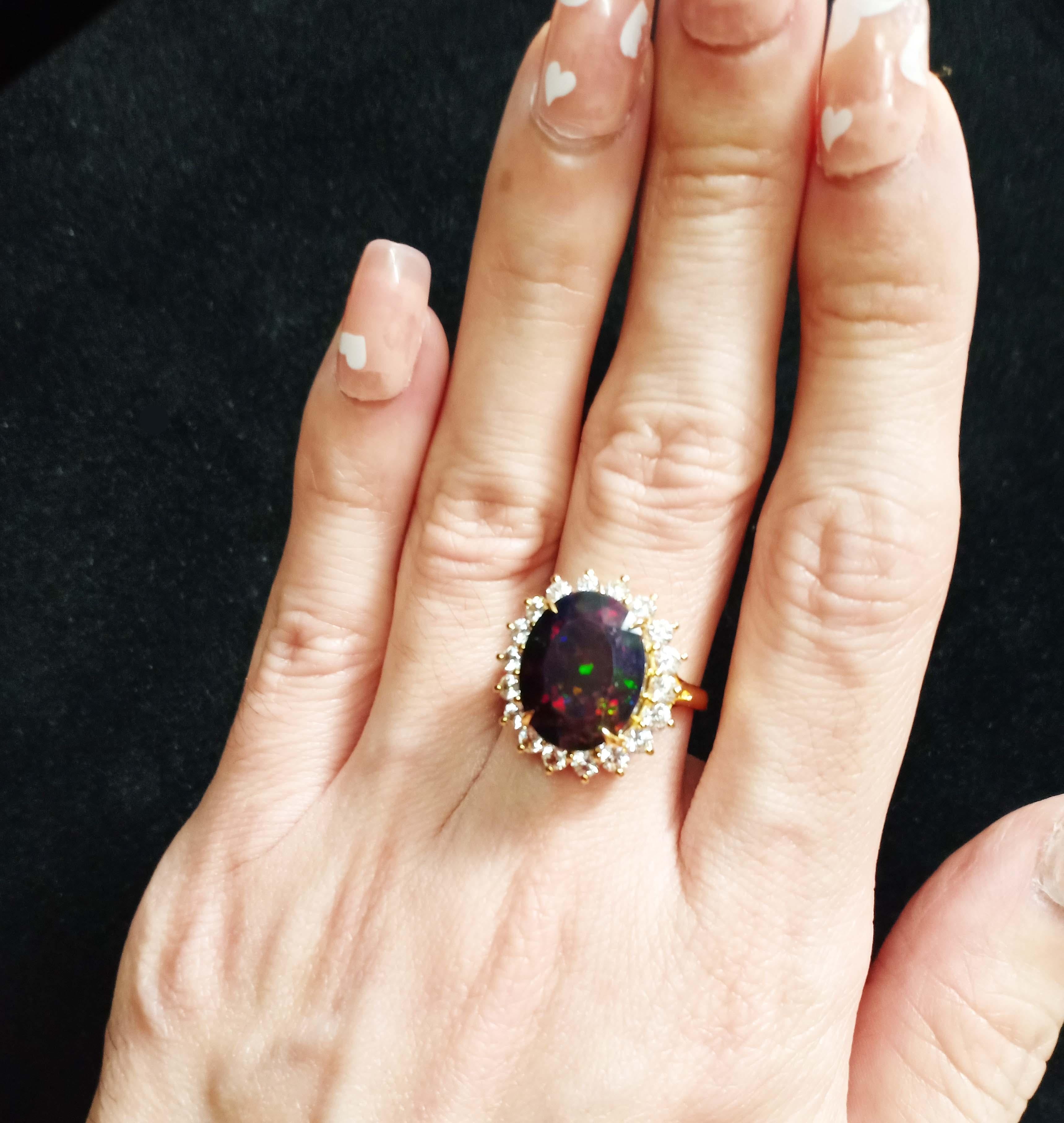 5.23cts Black Opal ring. Sterling Silver in 18K Gold Plated. For Sale 3
