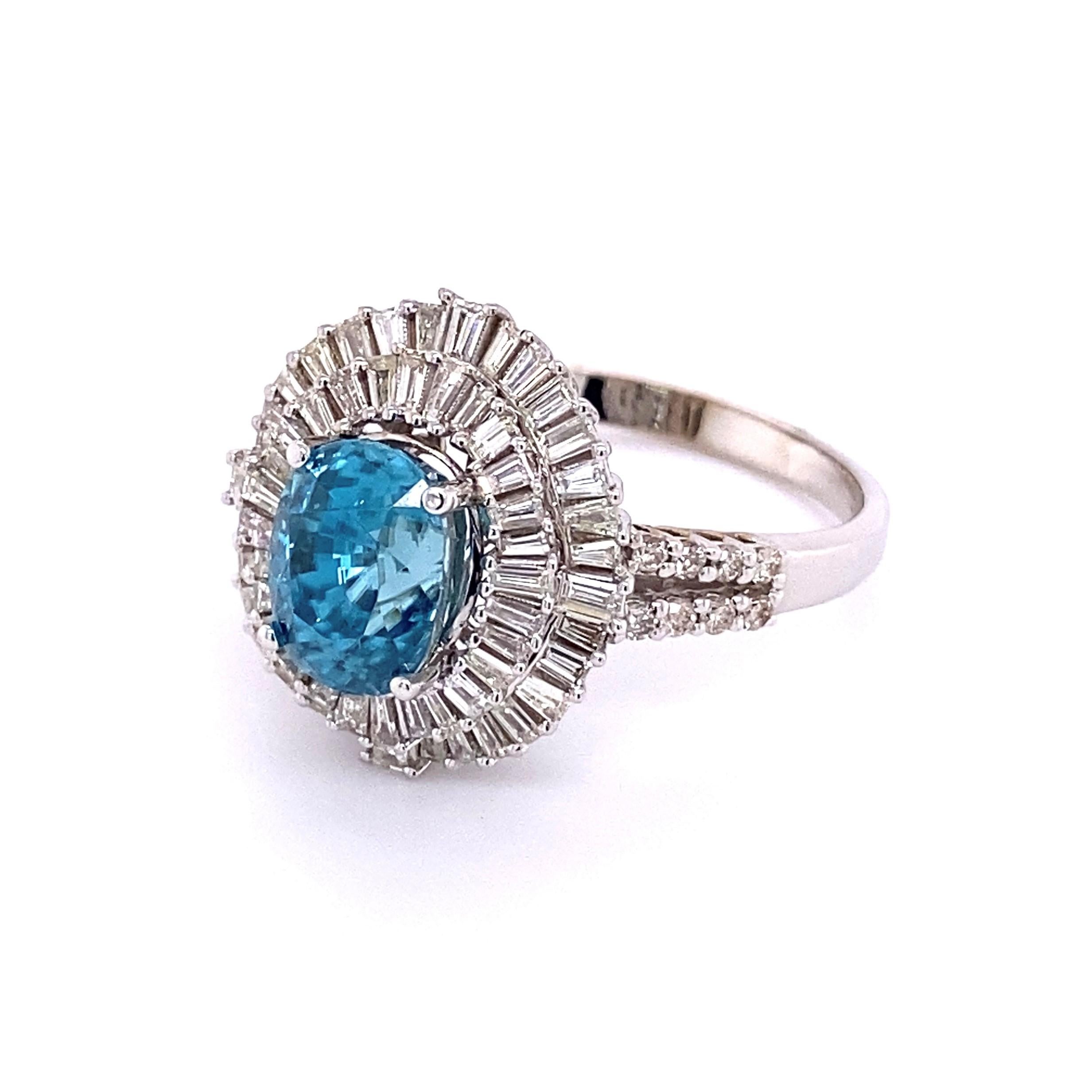Mixed Cut 5.24 Carat Blue Zircon and Diamond Gold Cocktail Ring Estate Fine Jewelry For Sale