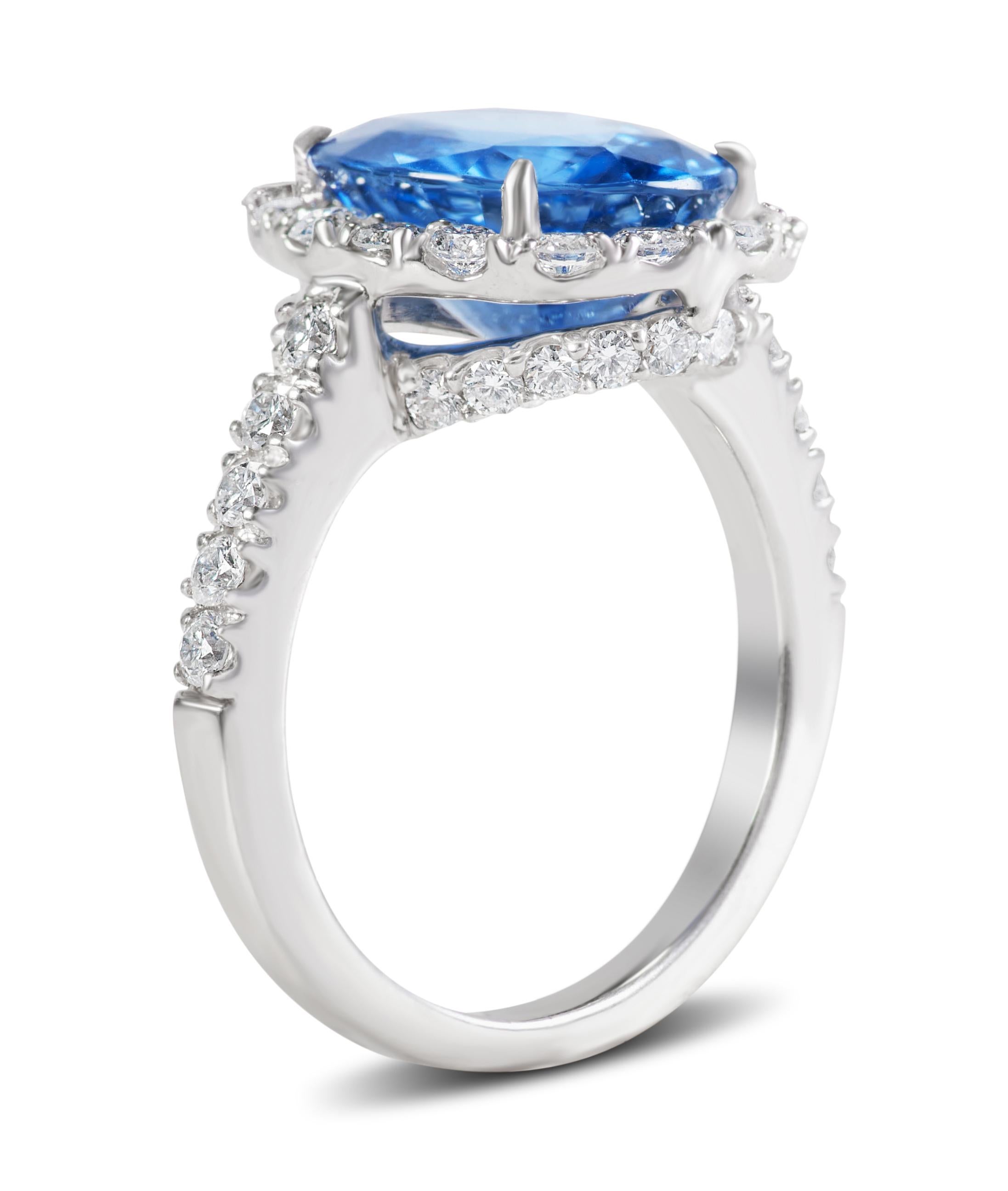 5.24 Carat Sri Lankan Sapphire and Diamond Ring 1