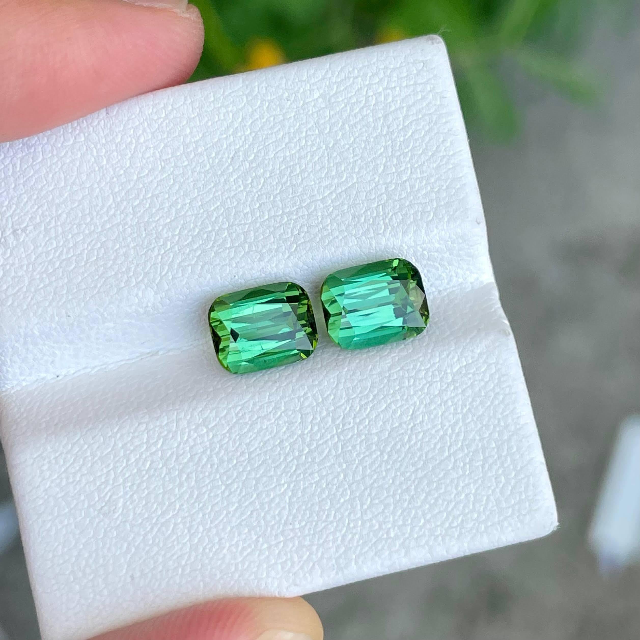 5.24 Carats Bluish Green Tourmaline Pair Cushion Cut Natural Afghan Gemstone In New Condition For Sale In Bangkok, TH
