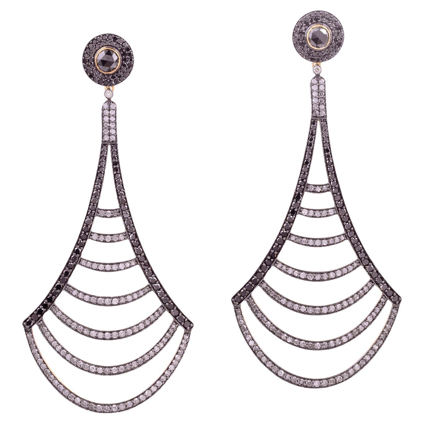 Boucles d'oreilles pendantes en or et argent 18k avec 5,24 ct de diamant
