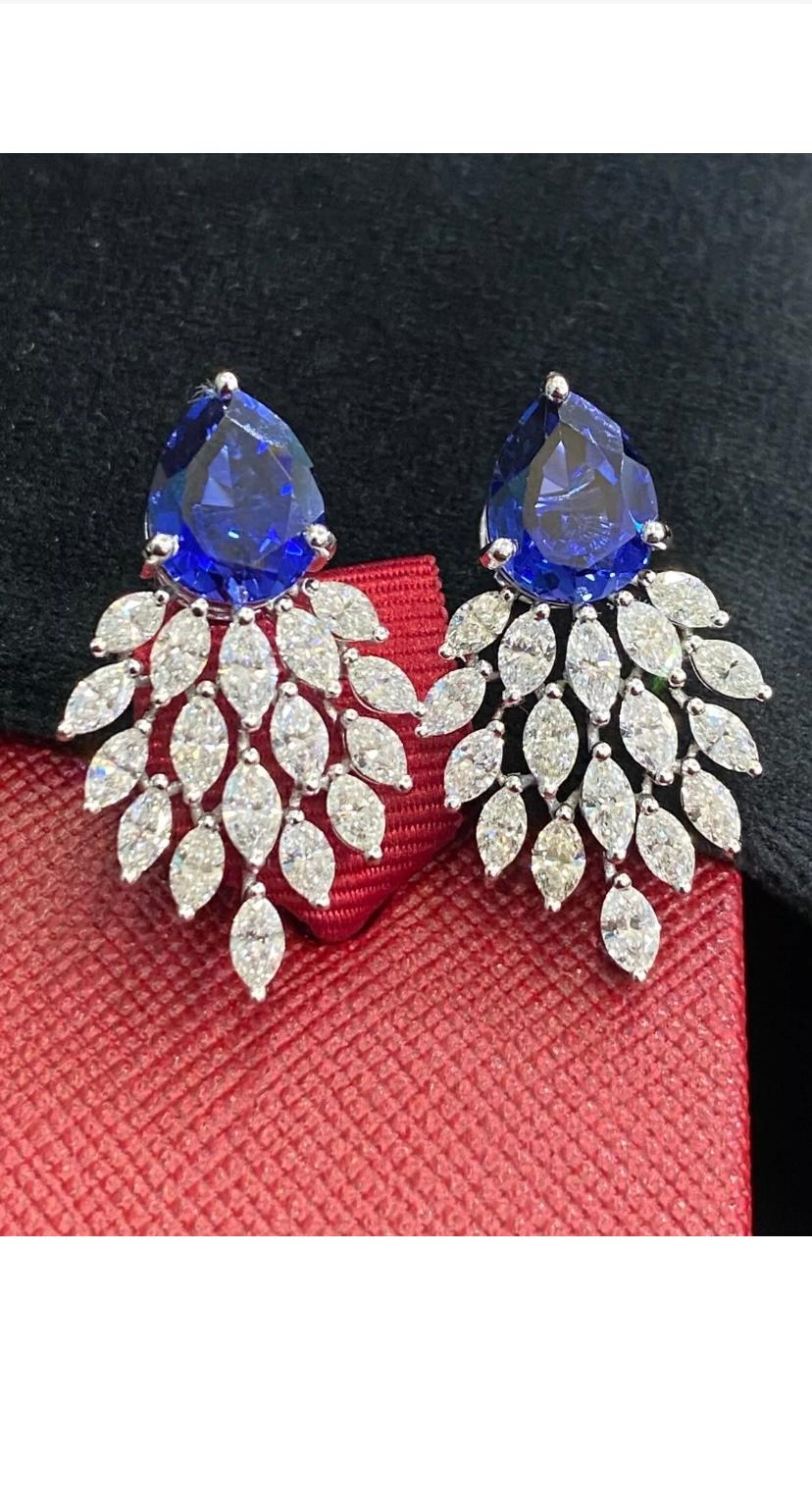 Taille Marquise 5.24 Cts Saphirs Naturels 3.69 Cts Diamants en forme de Marquise Boucles d'oreilles en or 14K en vente