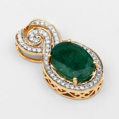 5.25 Carat Brazilian Emerald and White Diamond 18 Karat Yellow Gold Pendant