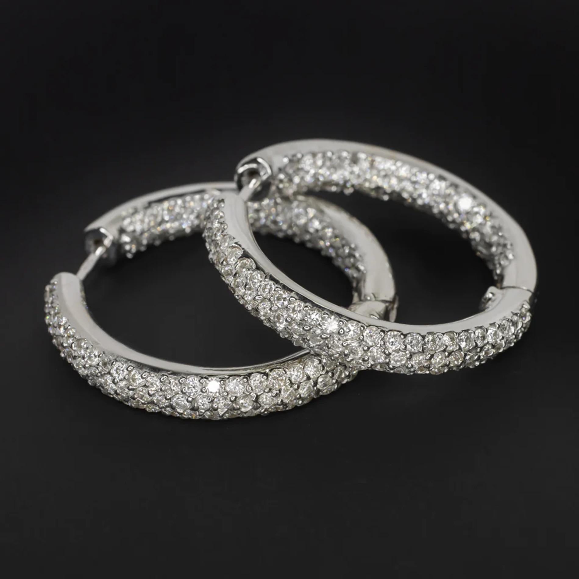 5.25 Carat Diamond 18 Carat Hoop Earrings  In New Condition In Rome, IT