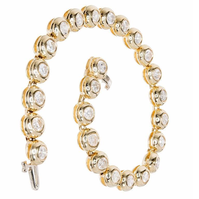 Round Cut 5.25 Carat Diamond Gold Round Tube Set Hinged Bracelet For Sale