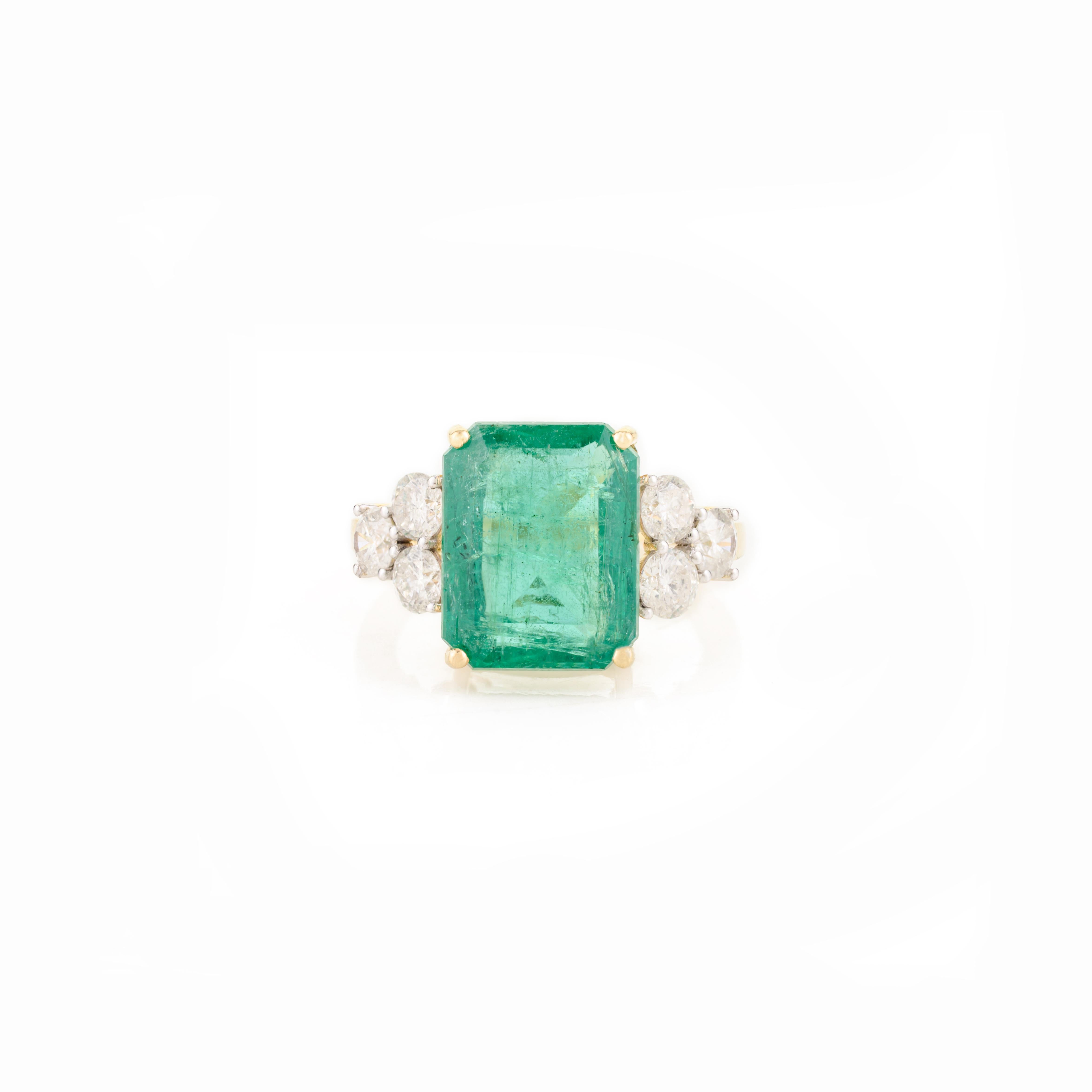 En venta: Anillo de boda de oro amarillo de 18 quilates con diamante esmeralda auténtico de 5,25 quilates para mujer  3