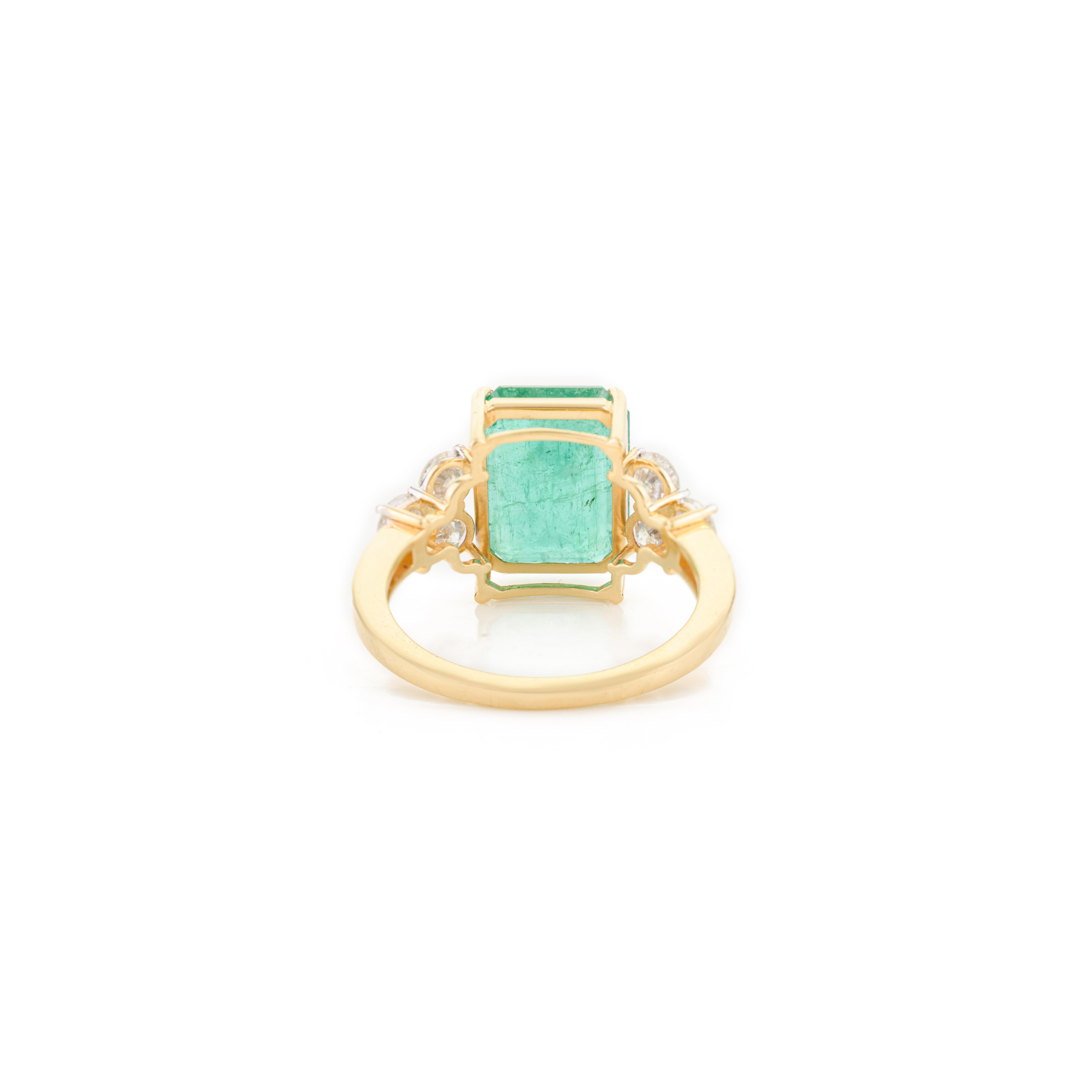 En venta: Anillo de boda de oro amarillo de 18 quilates con diamante esmeralda auténtico de 5,25 quilates para mujer  8