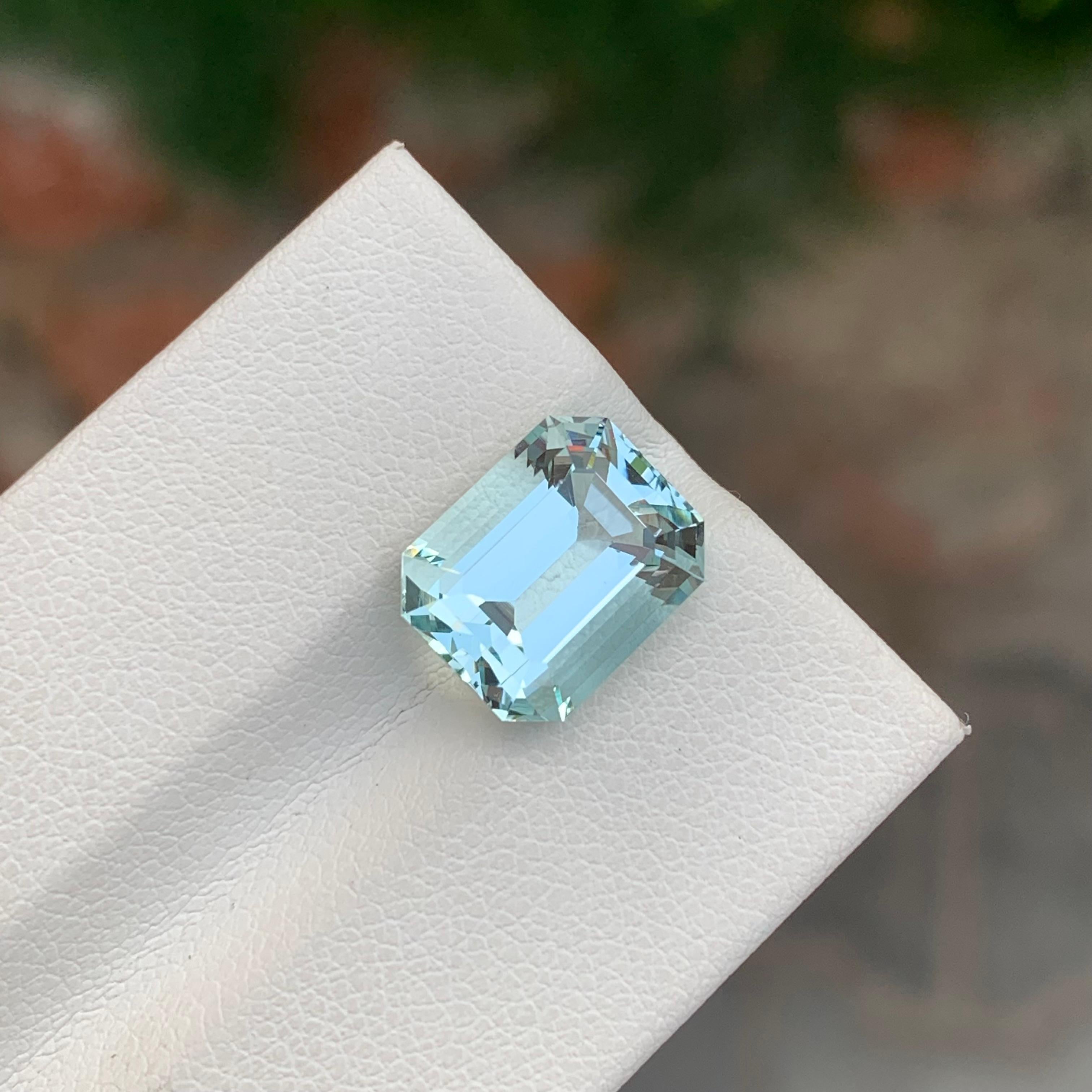 5,25 Karat natürlicher loser Aquamarin Smaragd Form Edelstein für Damen oder Herren im Angebot
