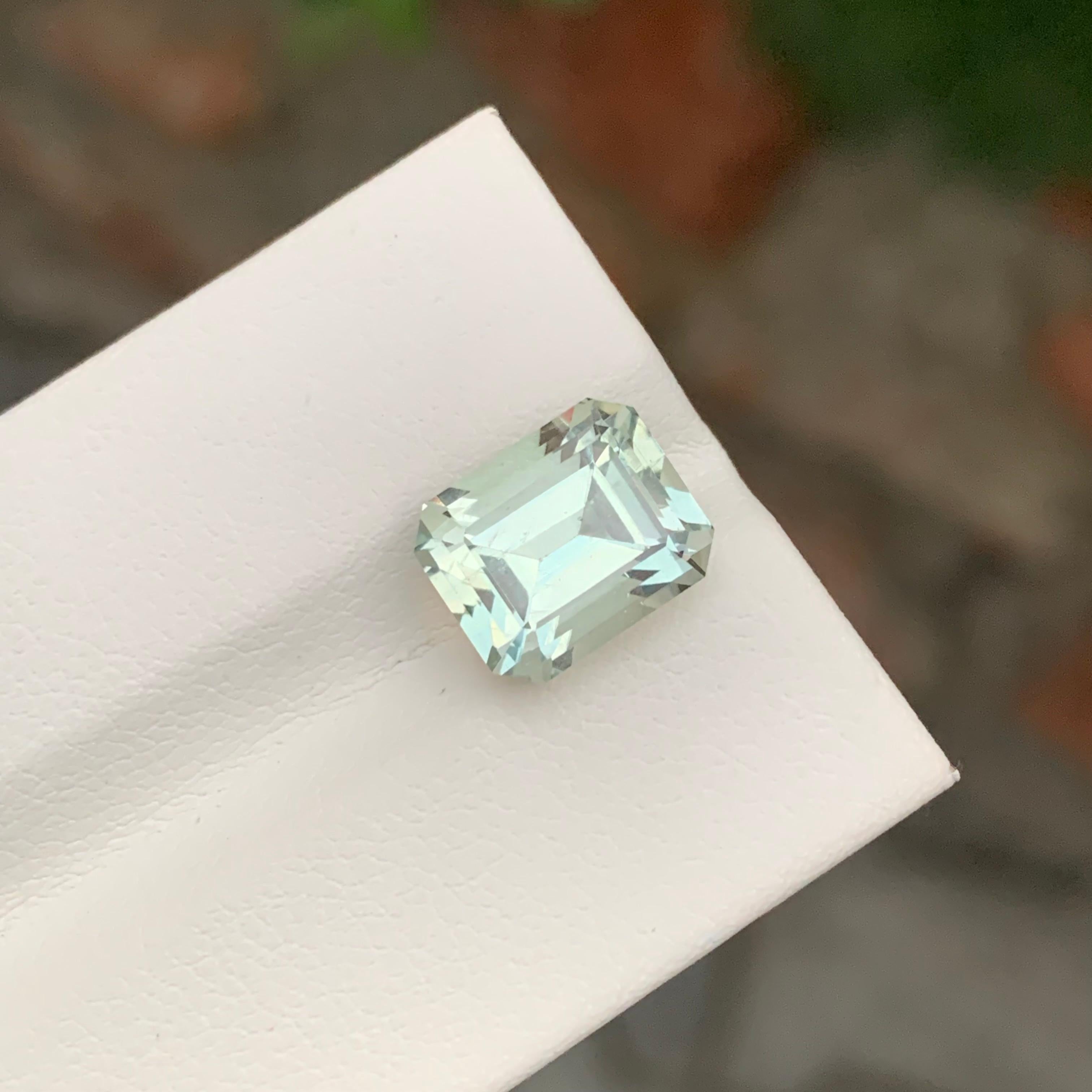 5.25 Carat Natural Loose Green Amethyst Emerald Shape Gem For Jewellery Making For Sale 1