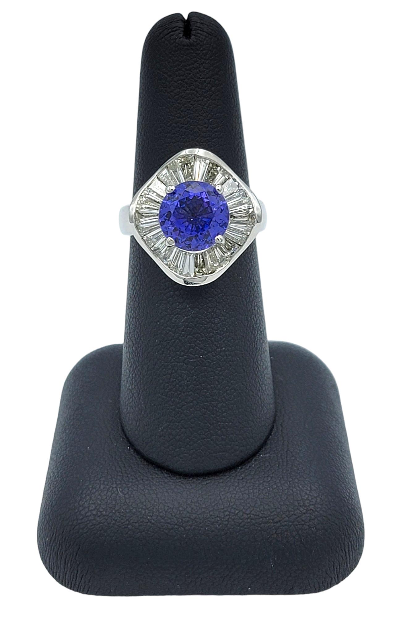 5.25 Carat Total Round Tanzanite and Baguette Diamond 18K Gold Cocktail Ring  For Sale 3