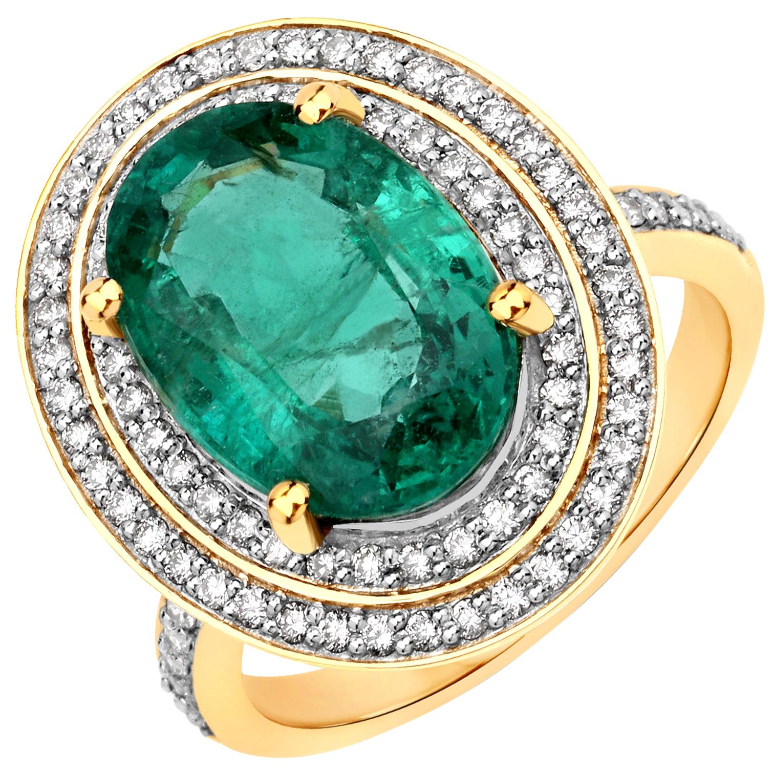 5.25 Carat Zambian Emerald and Diamond 18 Karat Yellow Gold Cocktail Ring For Sale