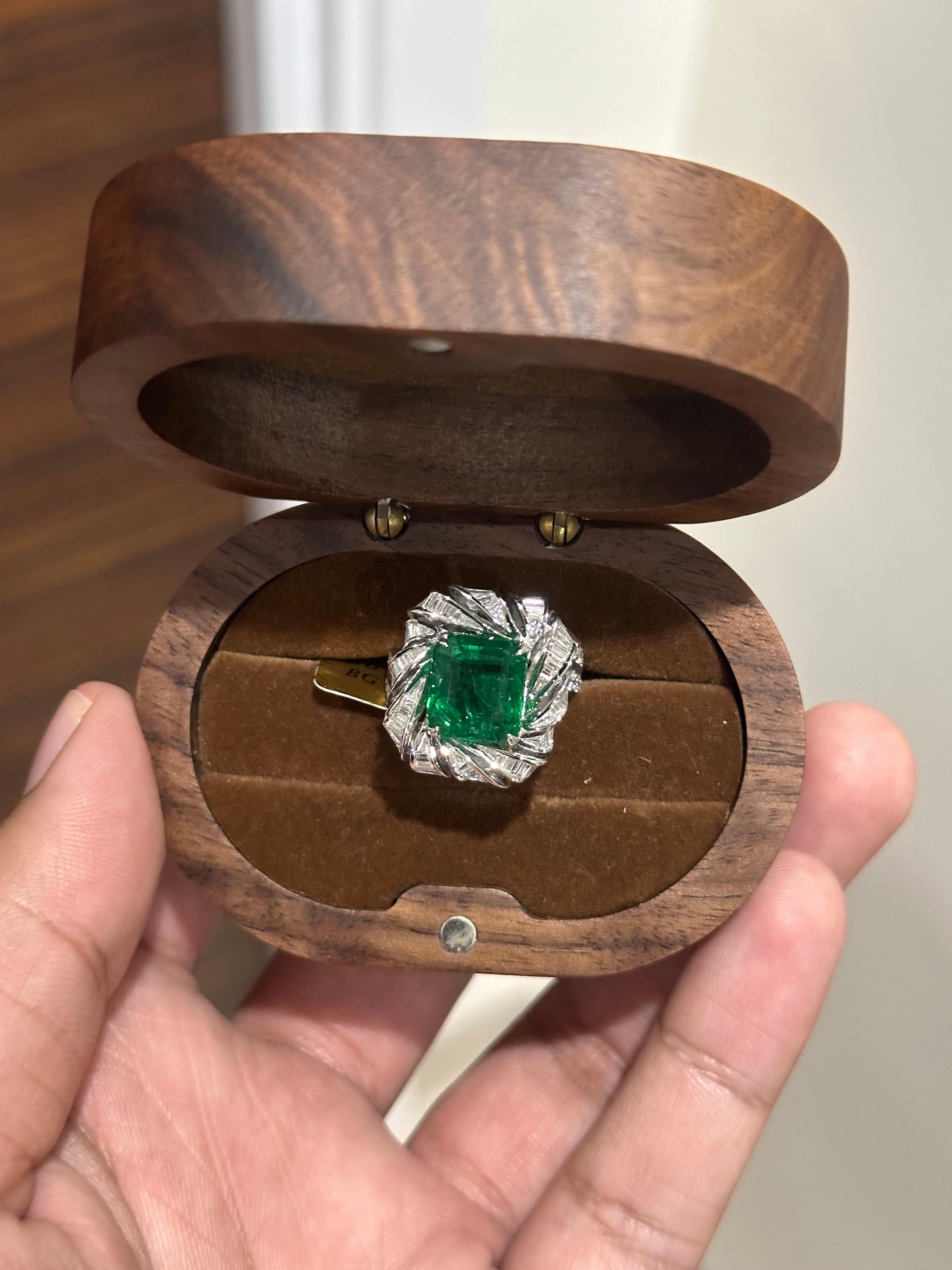 Art Deco 5.25 Carat Zambian Emerald Cocktail Ring For Sale