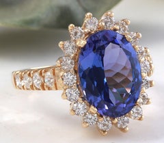 5.25 Carats Natural Tanzanite and Diamond 14K Solid Yellow Gold Ring